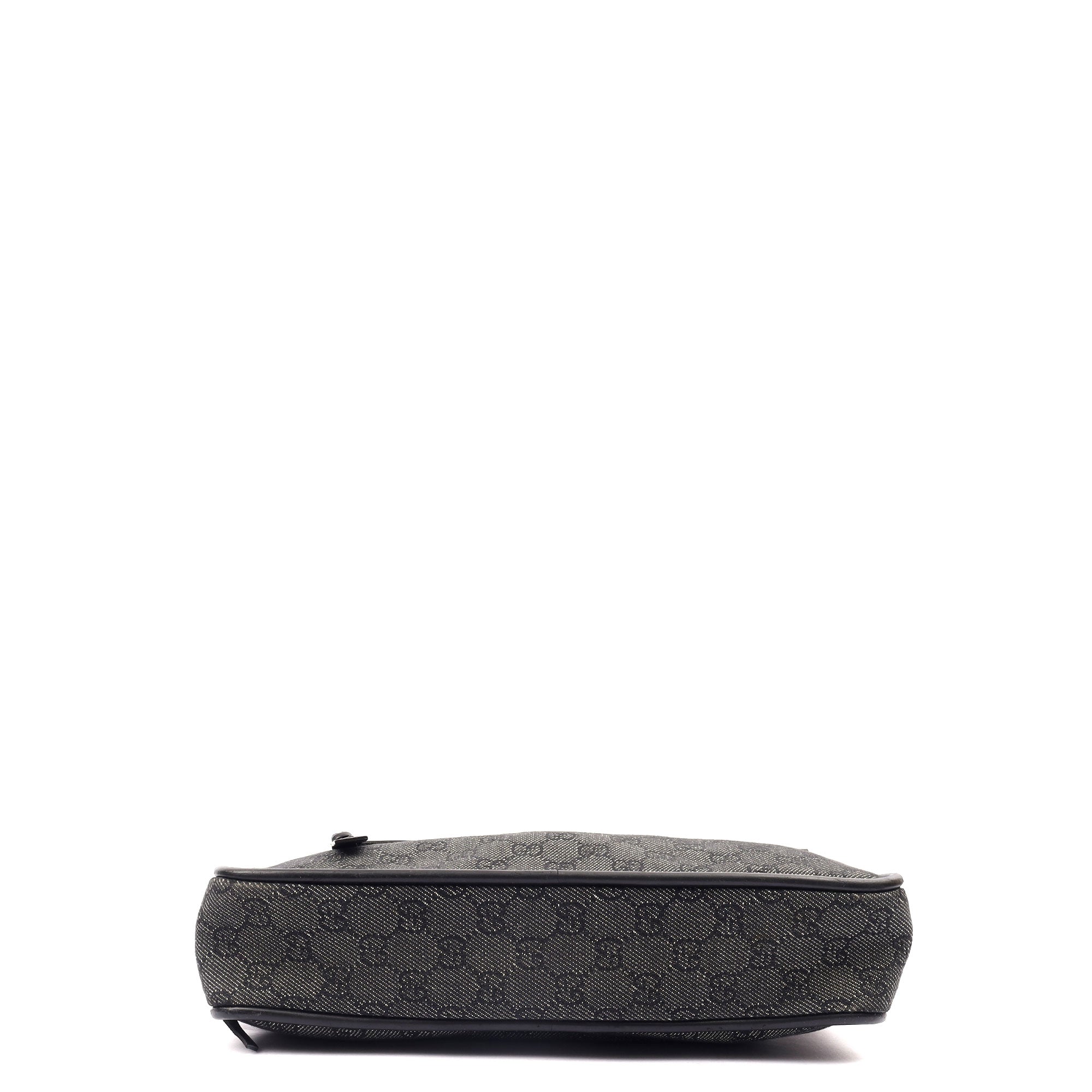 Gucci Shoulder Bag Shoulder Bag in Night Courrier GG Supreme, Canvas