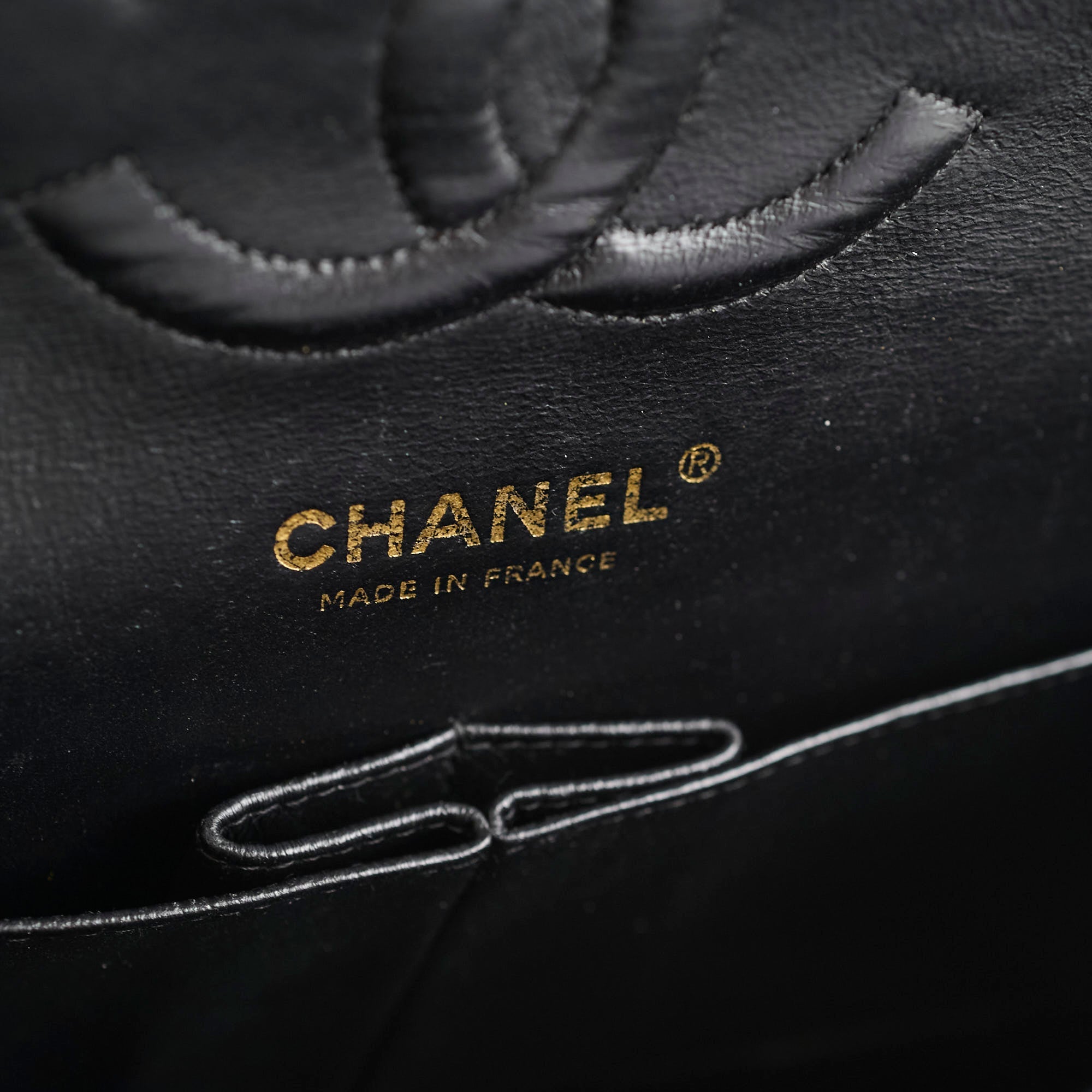 Chanel Vintage Caviar Memium/Large Classic Flap Black
