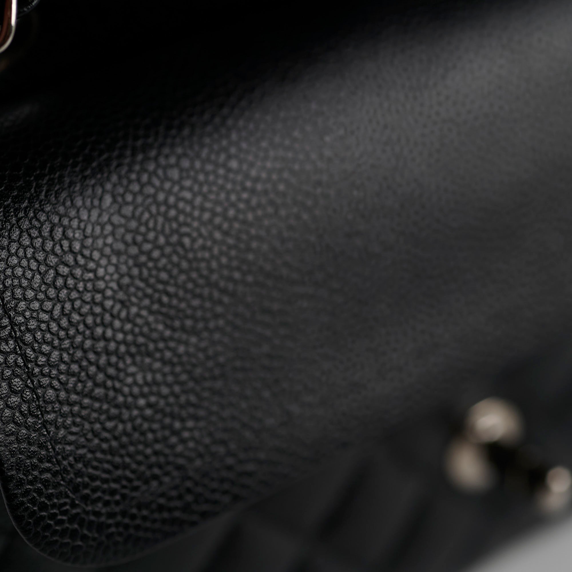 Chanel Classic Flap Medium/Large Caviar Black - 29 Series