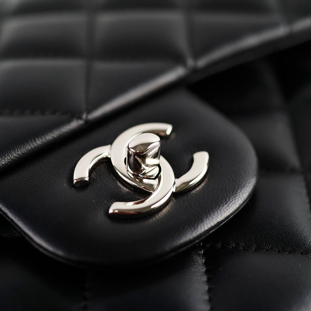 Chanel Classic Flap Jumbo Lambskin Black Series 22