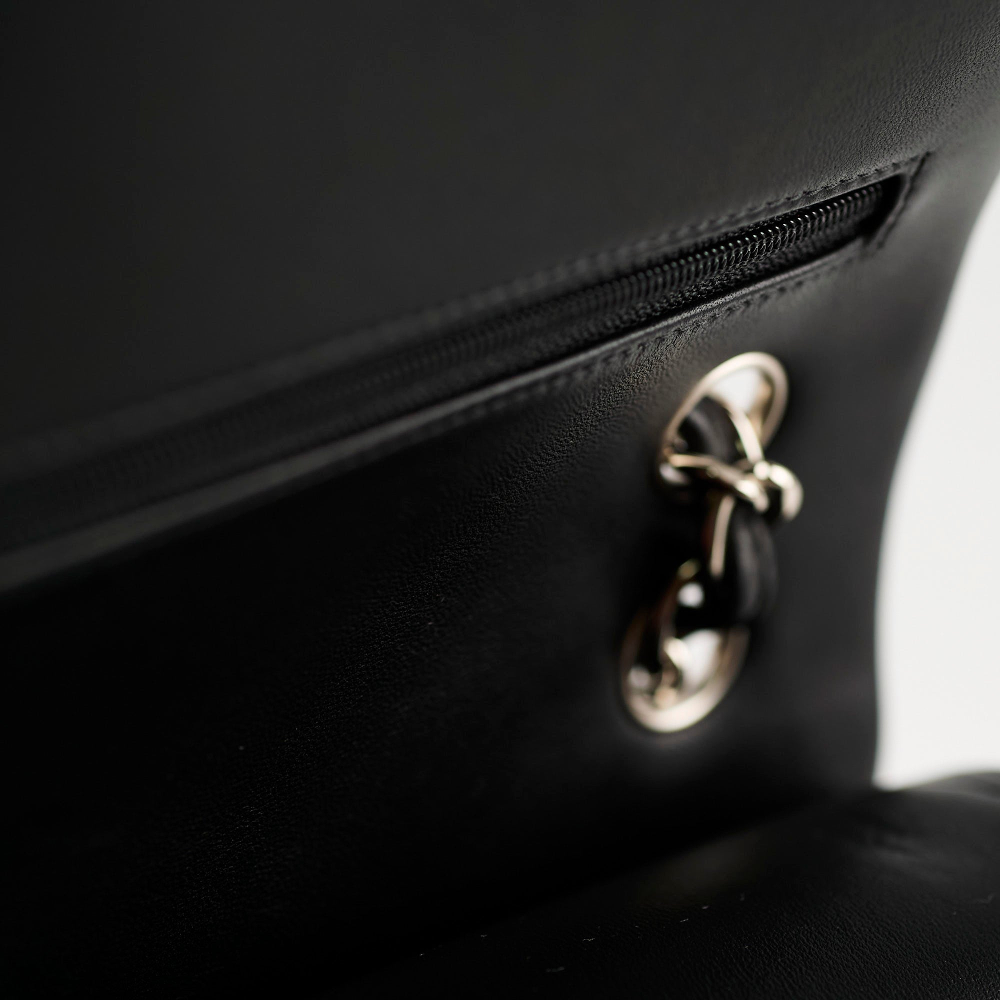 Chanel Classic Flap Jumbo Lambskin Black Series 22