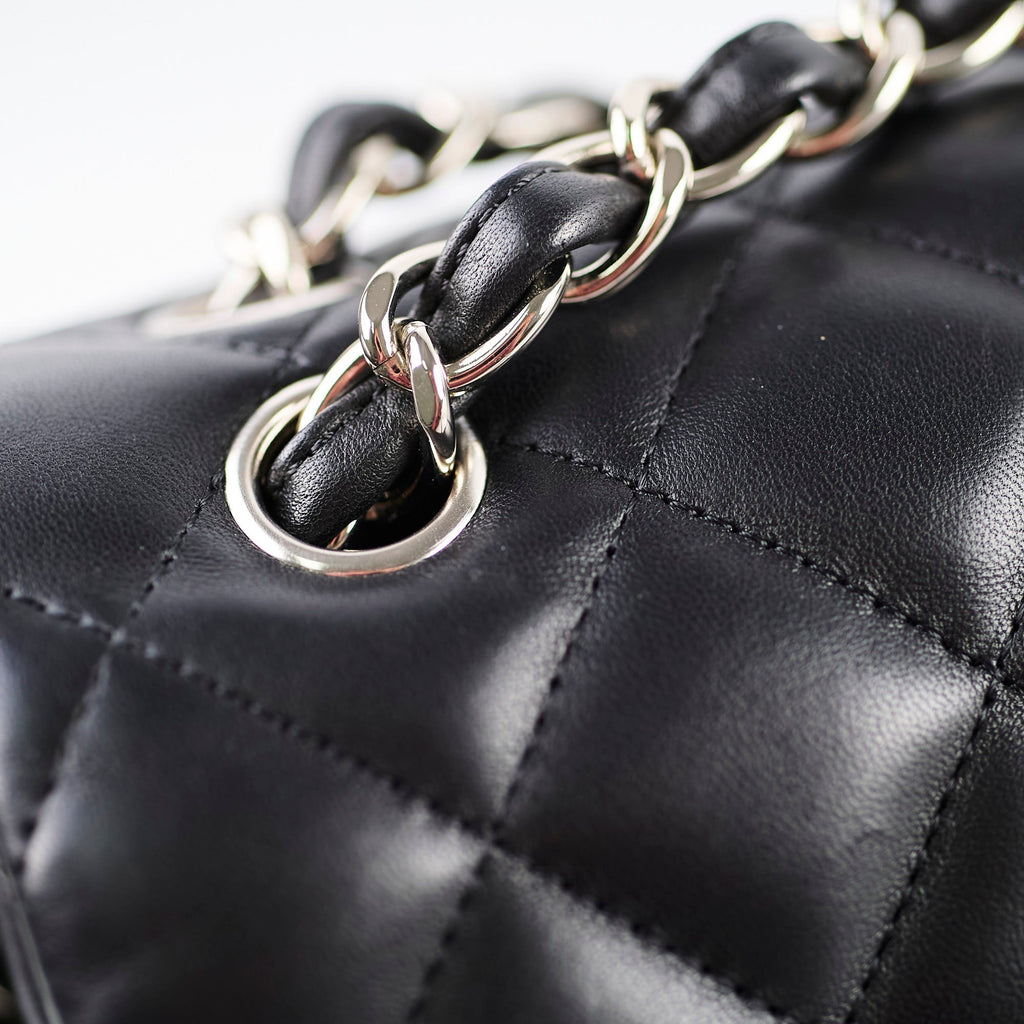 Chanel Classic Flap Jumbo Lambskin Black Series 22