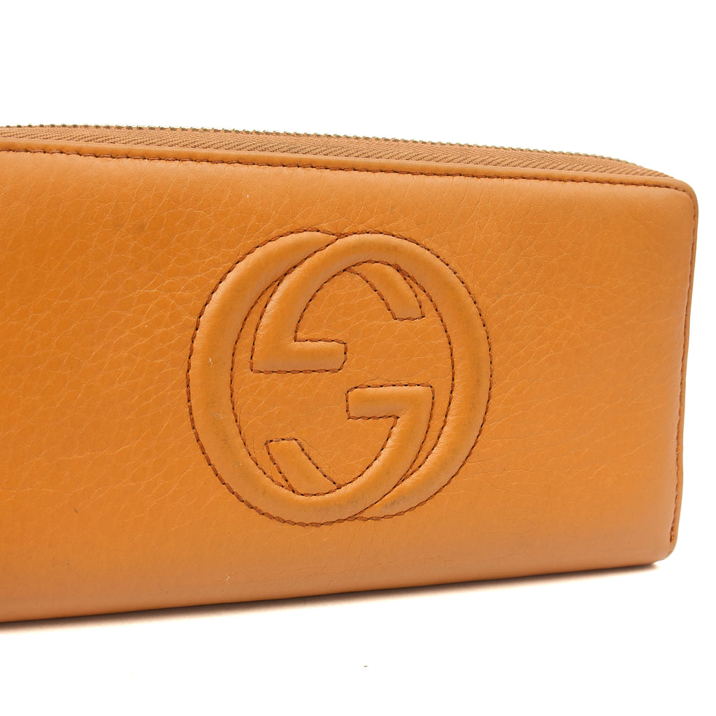 Gucci Wallet Soho Zip Around Wallet in Orange, Leather