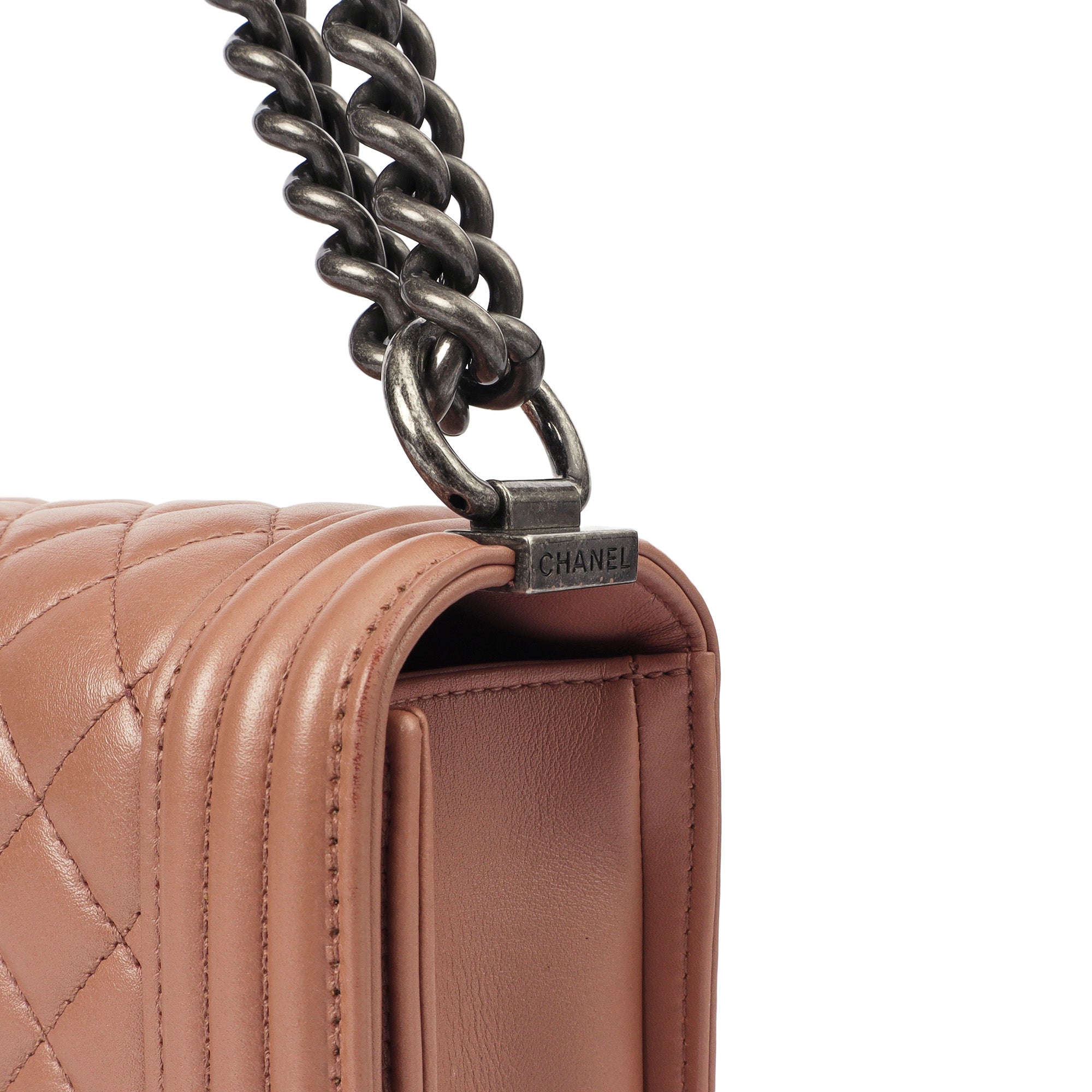 Chanel Shoulder Bag Boy - Medium in Pink, Calfskin Leather