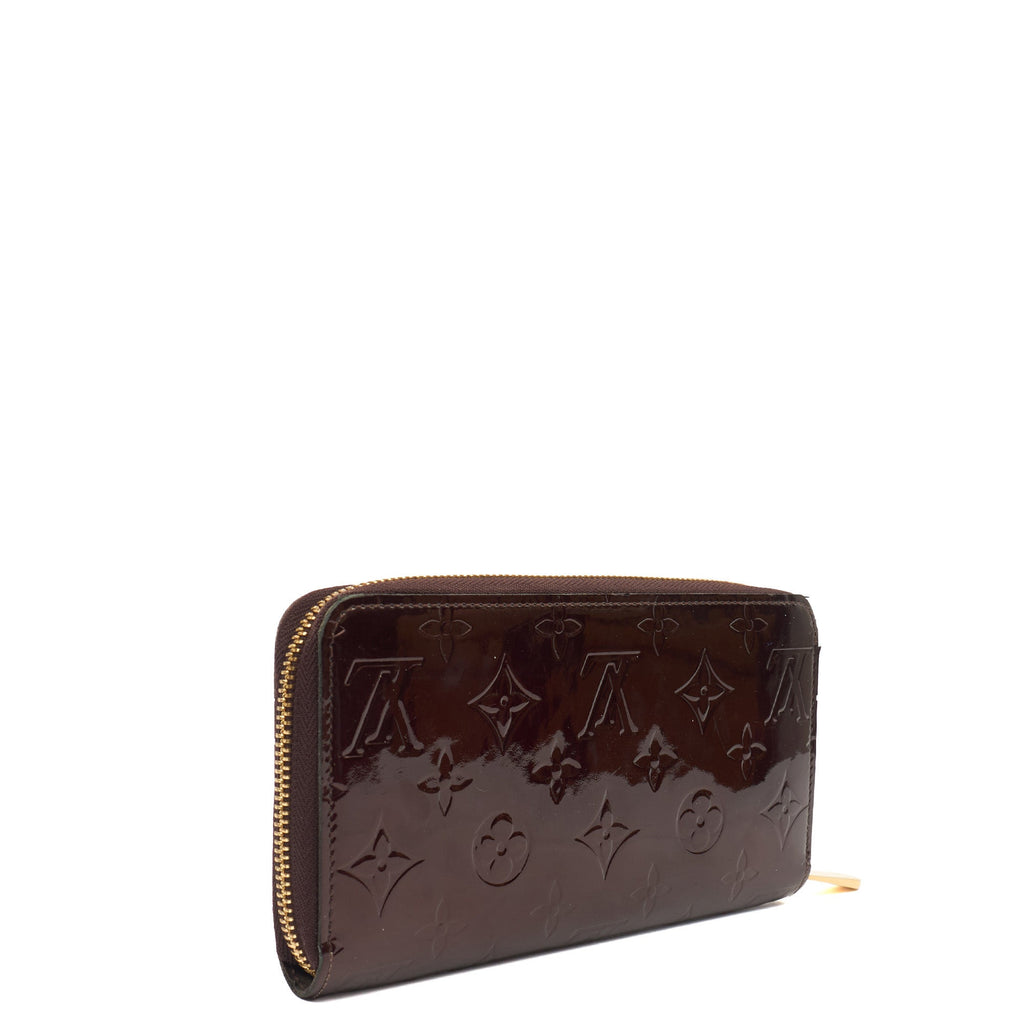 Louis Vuitton Purse Emilie Wallet in Amarante, Vernis