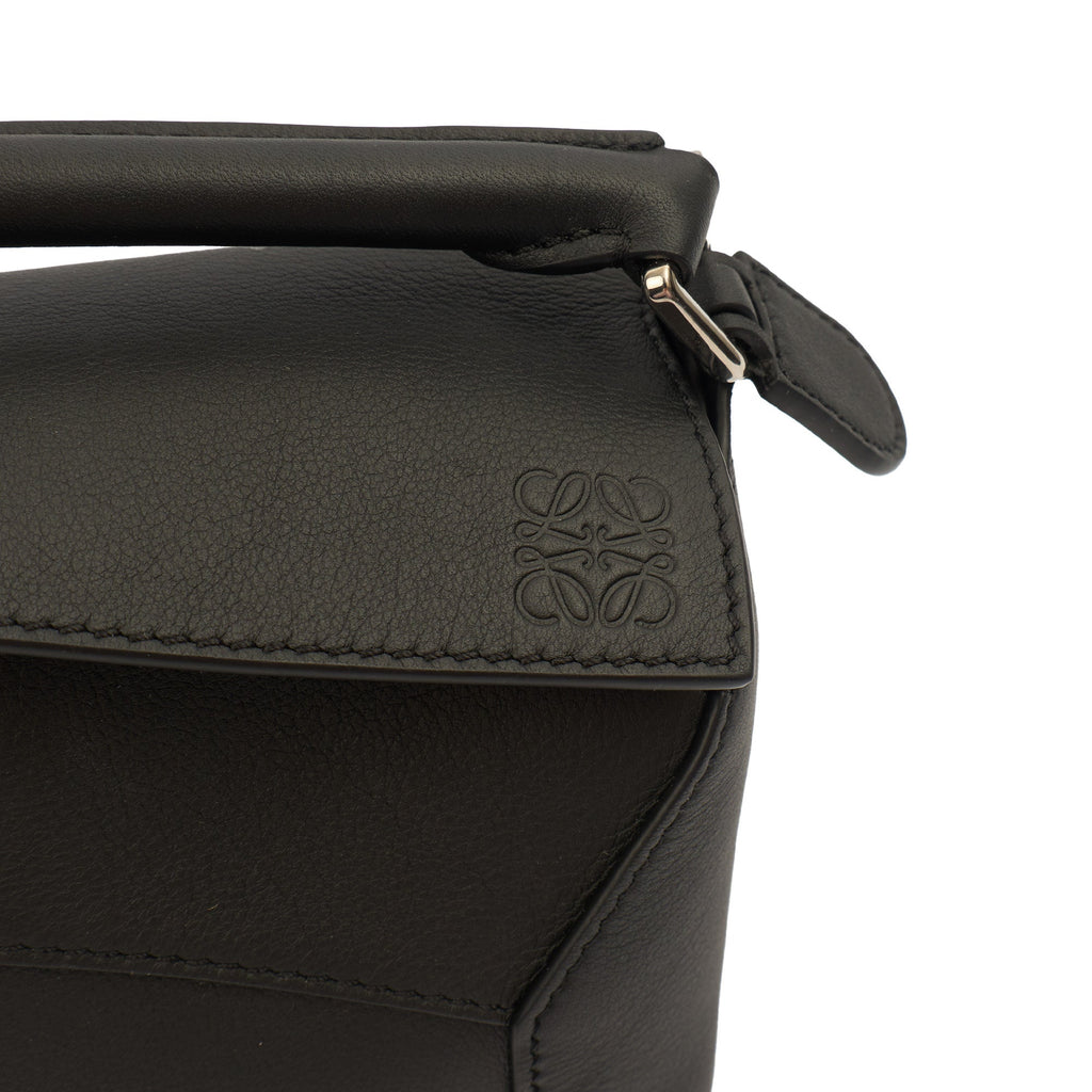 Loewe Cross Body Puzzle - Mini in Black, Leather
