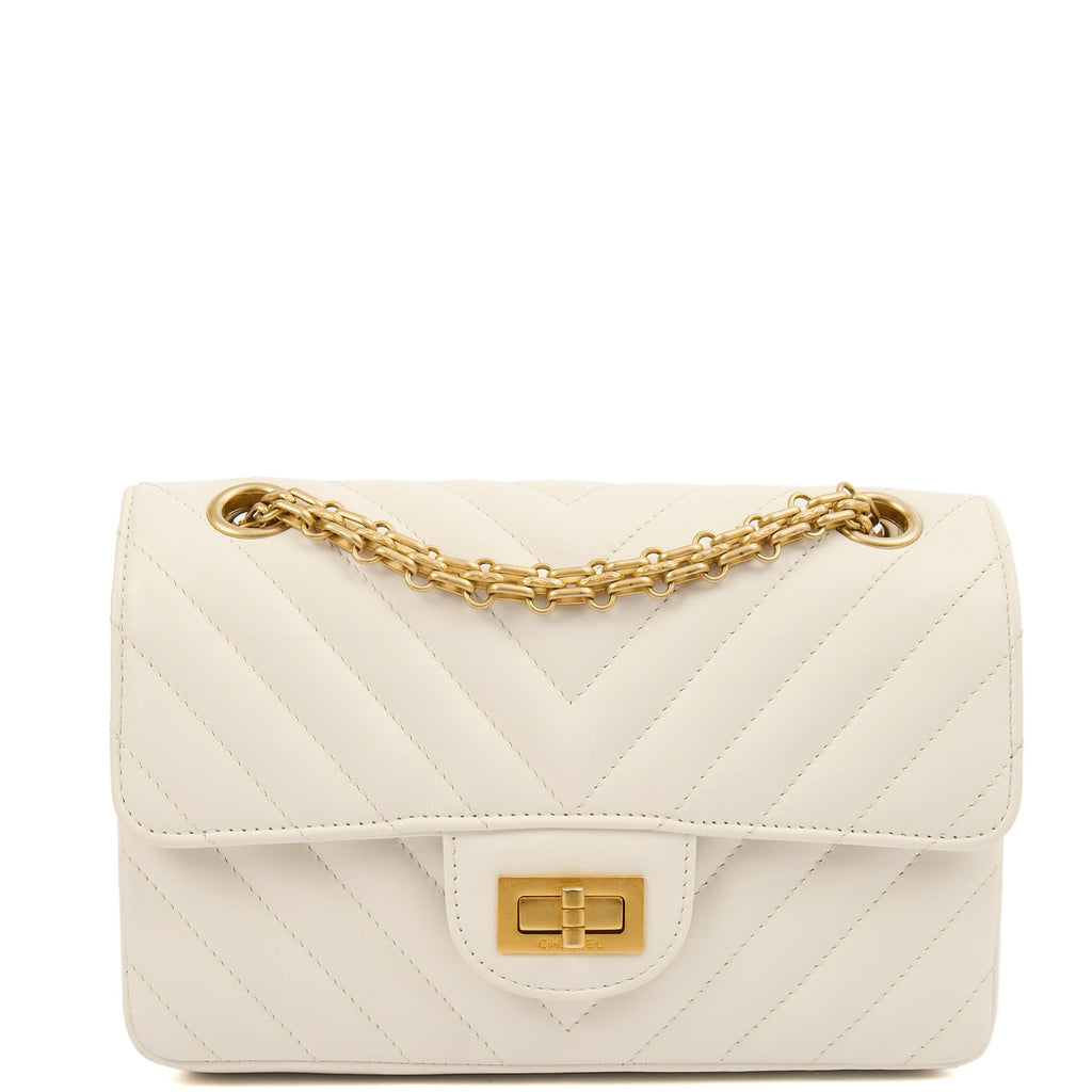 Chanel Cross Body Chevron Flap Bag  in White, Calfskin Leather