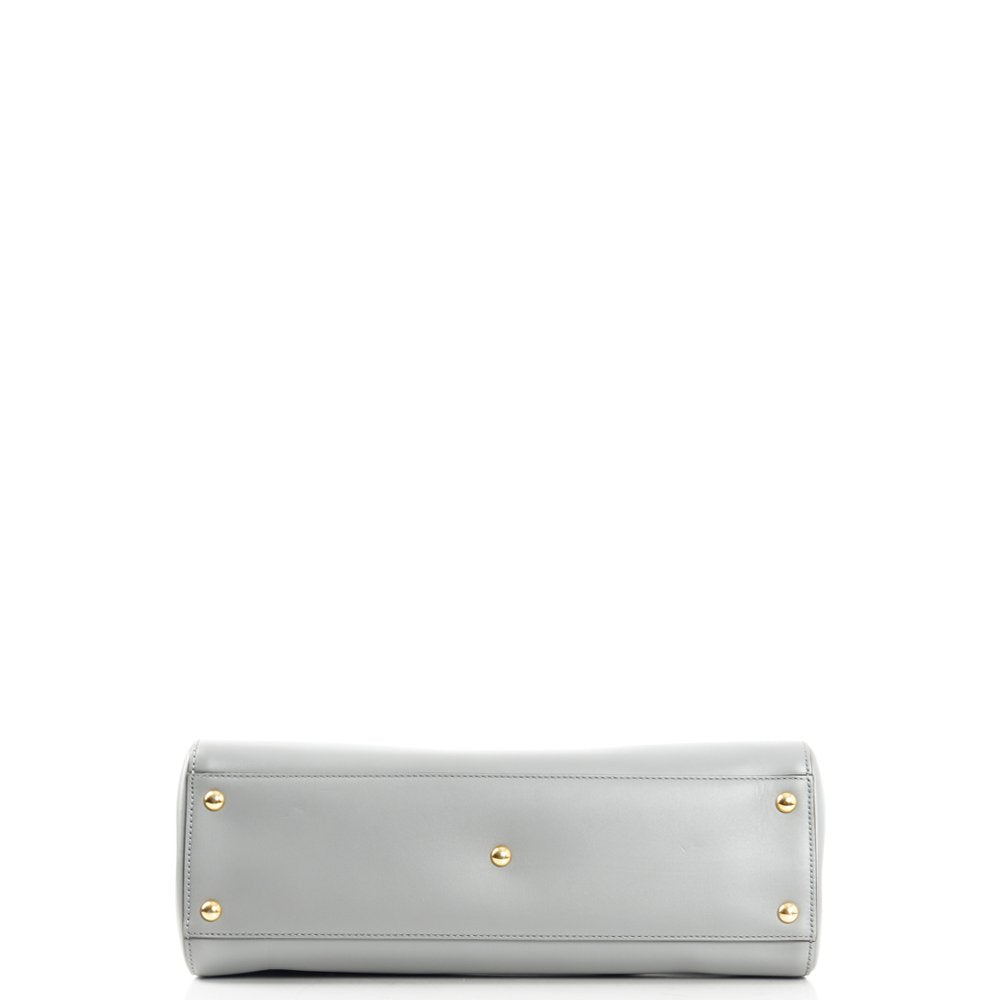 Gucci Tote Sylvie Top Handle Bag in Dusty Grey, Leather