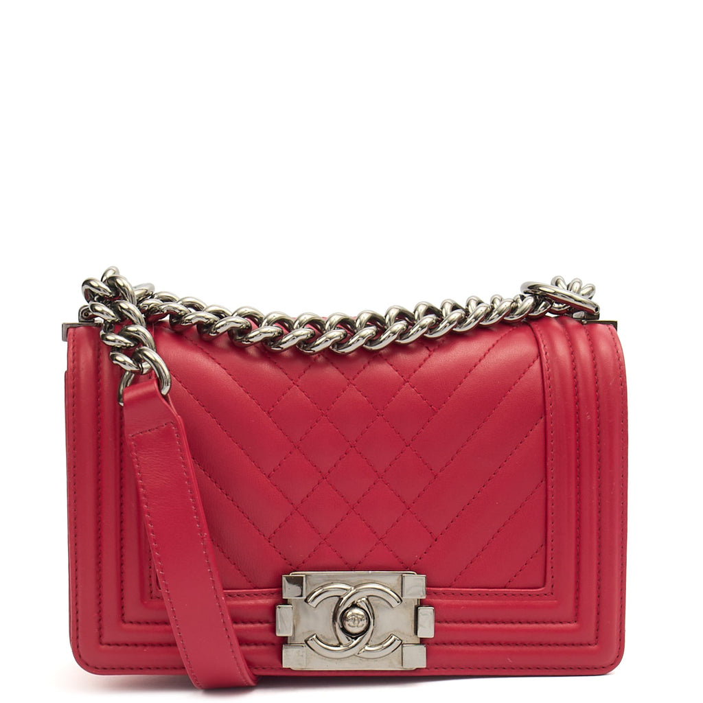 Chanel Shoulder Bag Boy - Small in Pink, Calfskin Leather