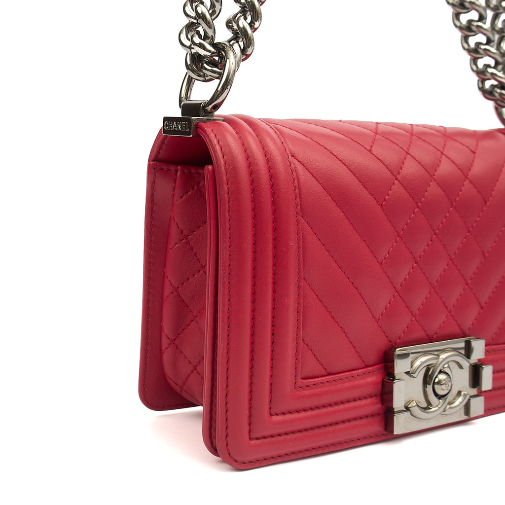 Chanel Shoulder Bag Boy - Small in Pink, Calfskin Leather