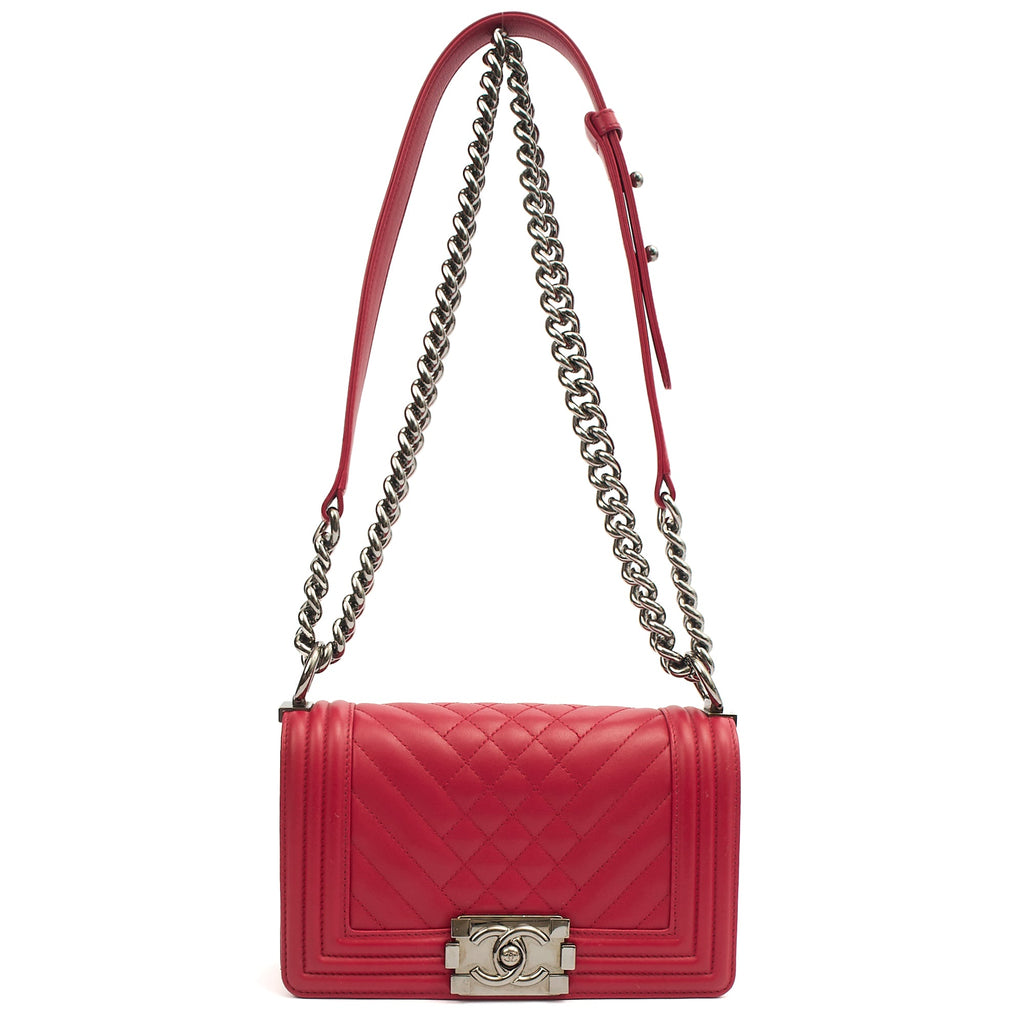 Chanel Shoulder Bag Boy - Small in Pink, Calfskin Leather