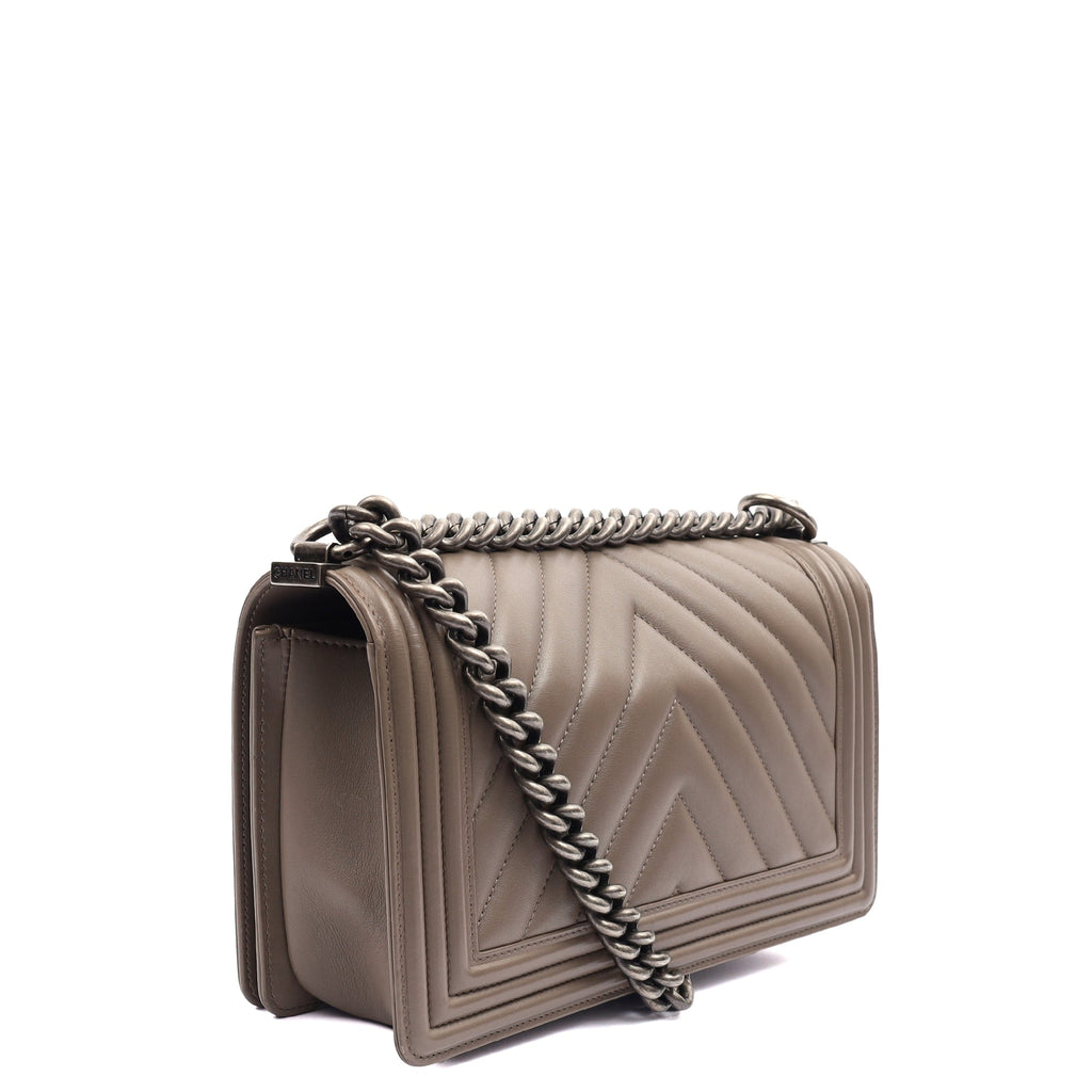 Chanel Shoulder Bag Boy - Medium in Grey, Calfskin Leather