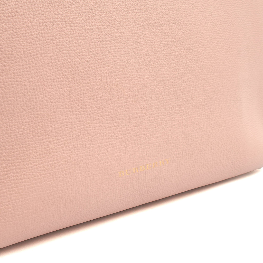 Burberry Tote Tote in Pink, Leather