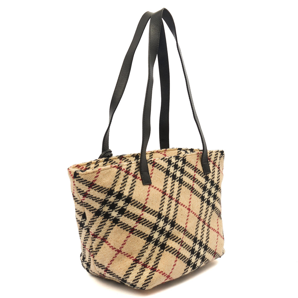 Burberry Tote Check Tote in Nova Check, Canvas