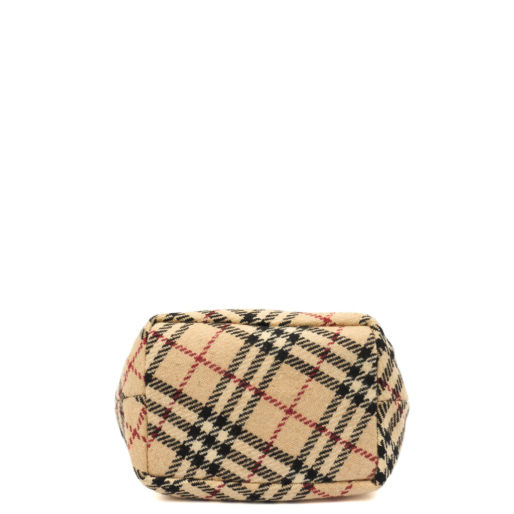 Burberry Tote Check Tote in Nova Check, Canvas