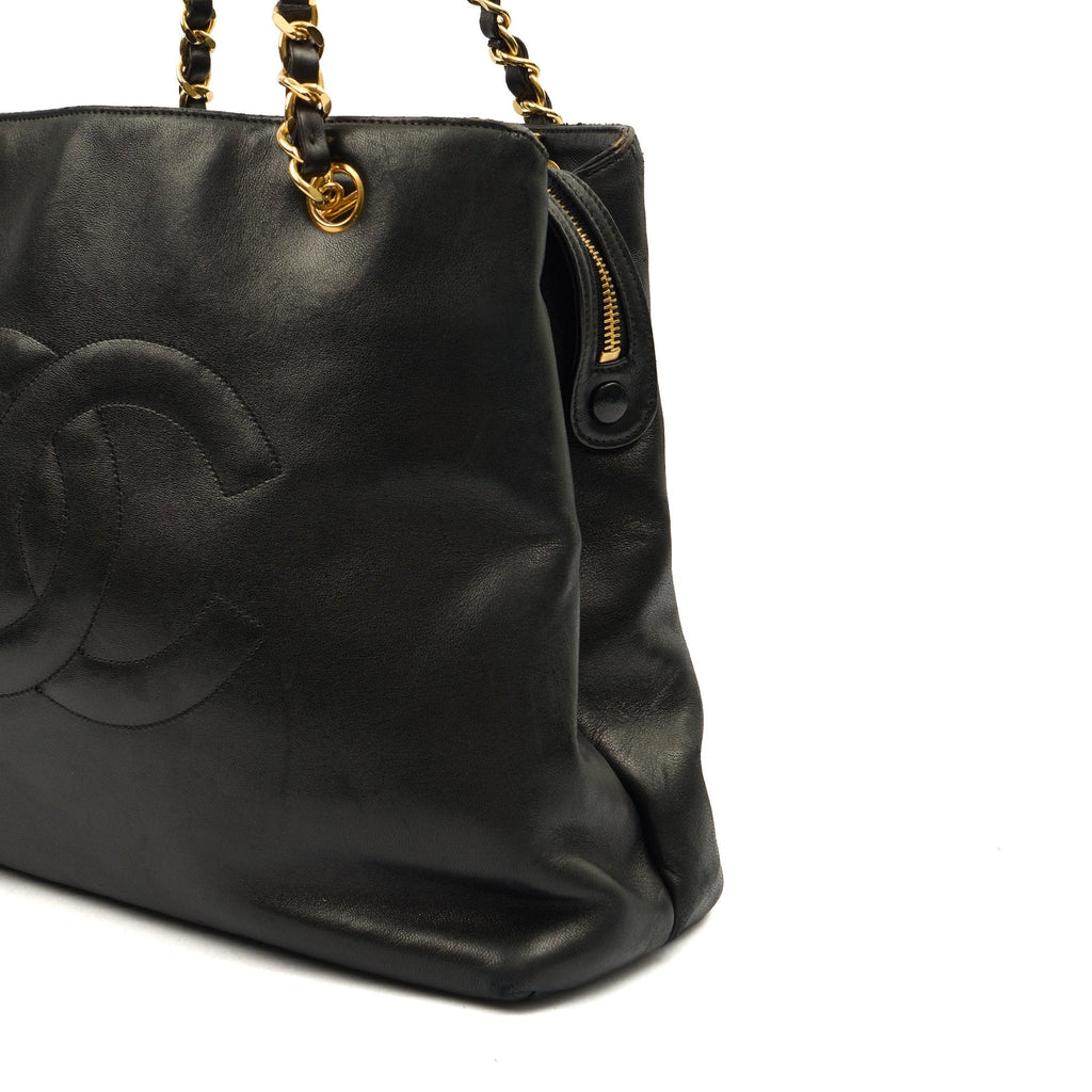 Chanel Tote Vintage Tote in Black, Lambskin Leather
