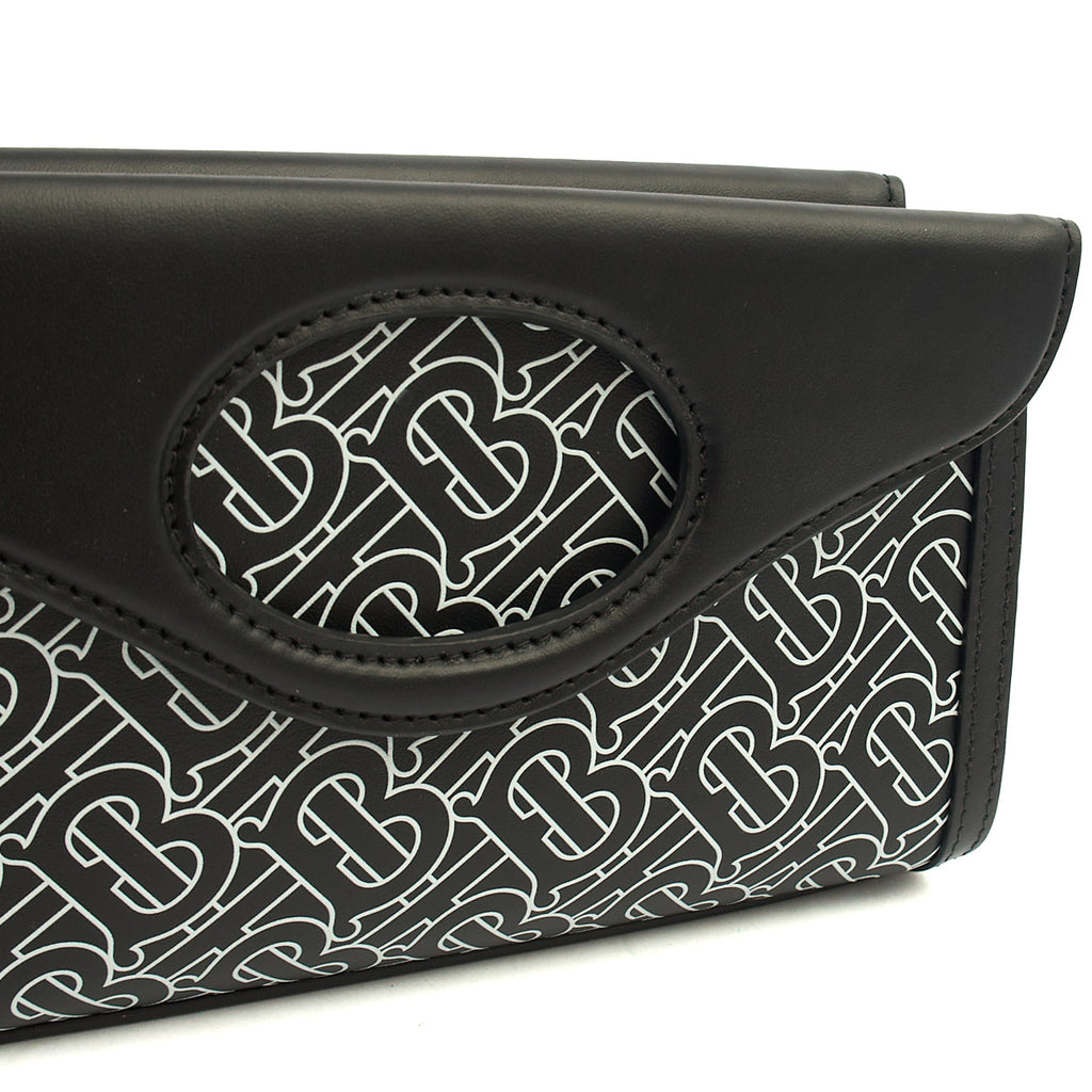 Burberry Cross Body Crossbody in Black, Leather