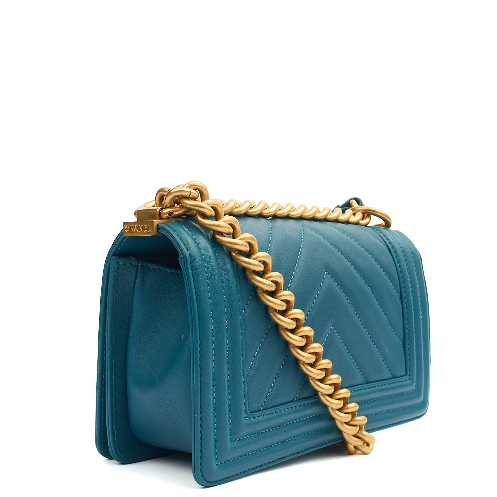 Chanel Shoulder Bag Boy - Small in Blue, Calfskin Leather