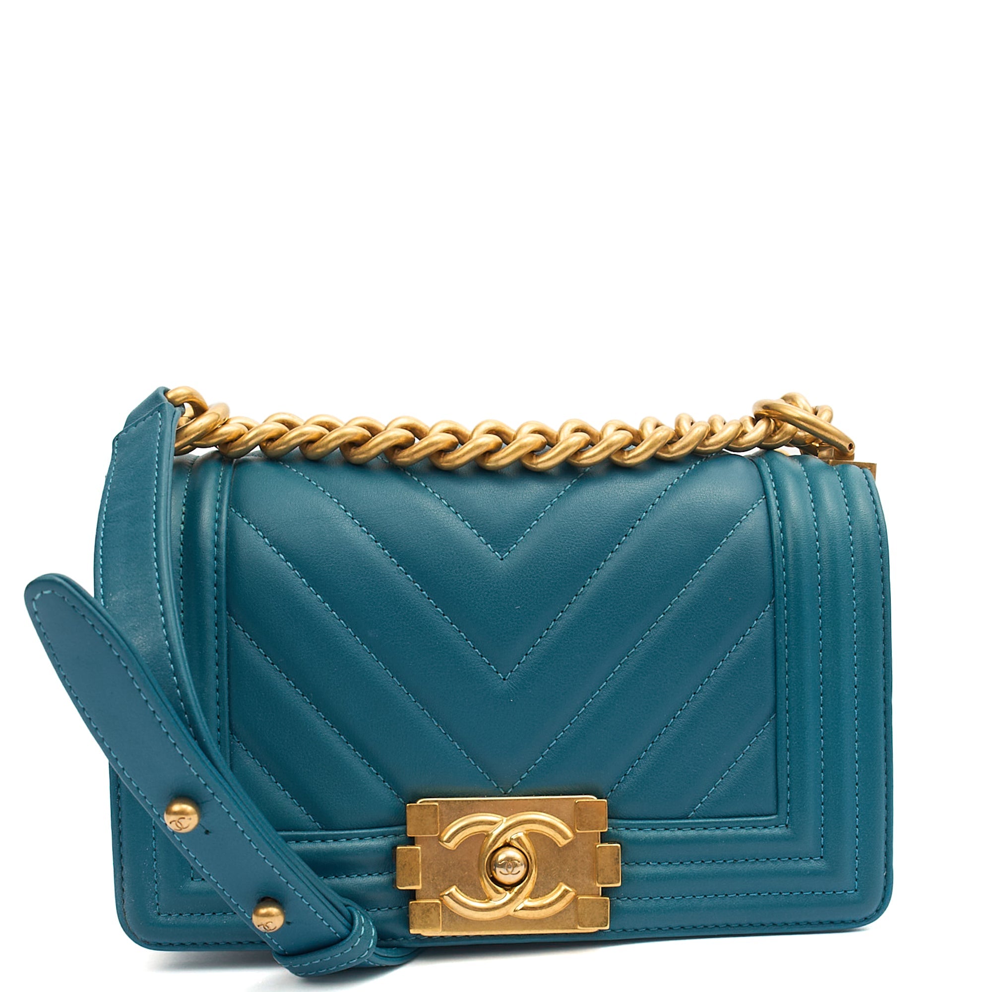 Chanel Shoulder Bag Boy - Small in Blue, Calfskin Leather