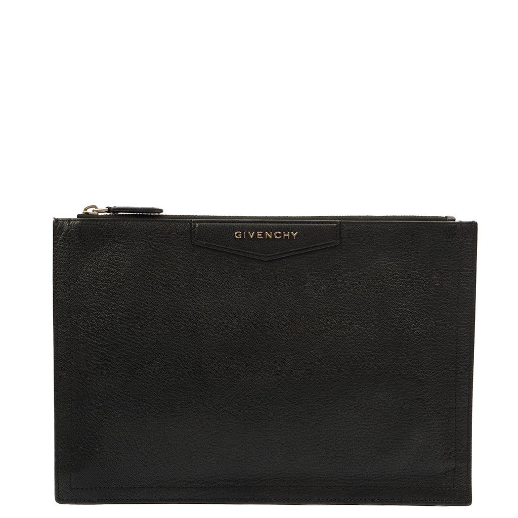 Givenchy Clutch Antigona Clutch in Black, Goat Skin