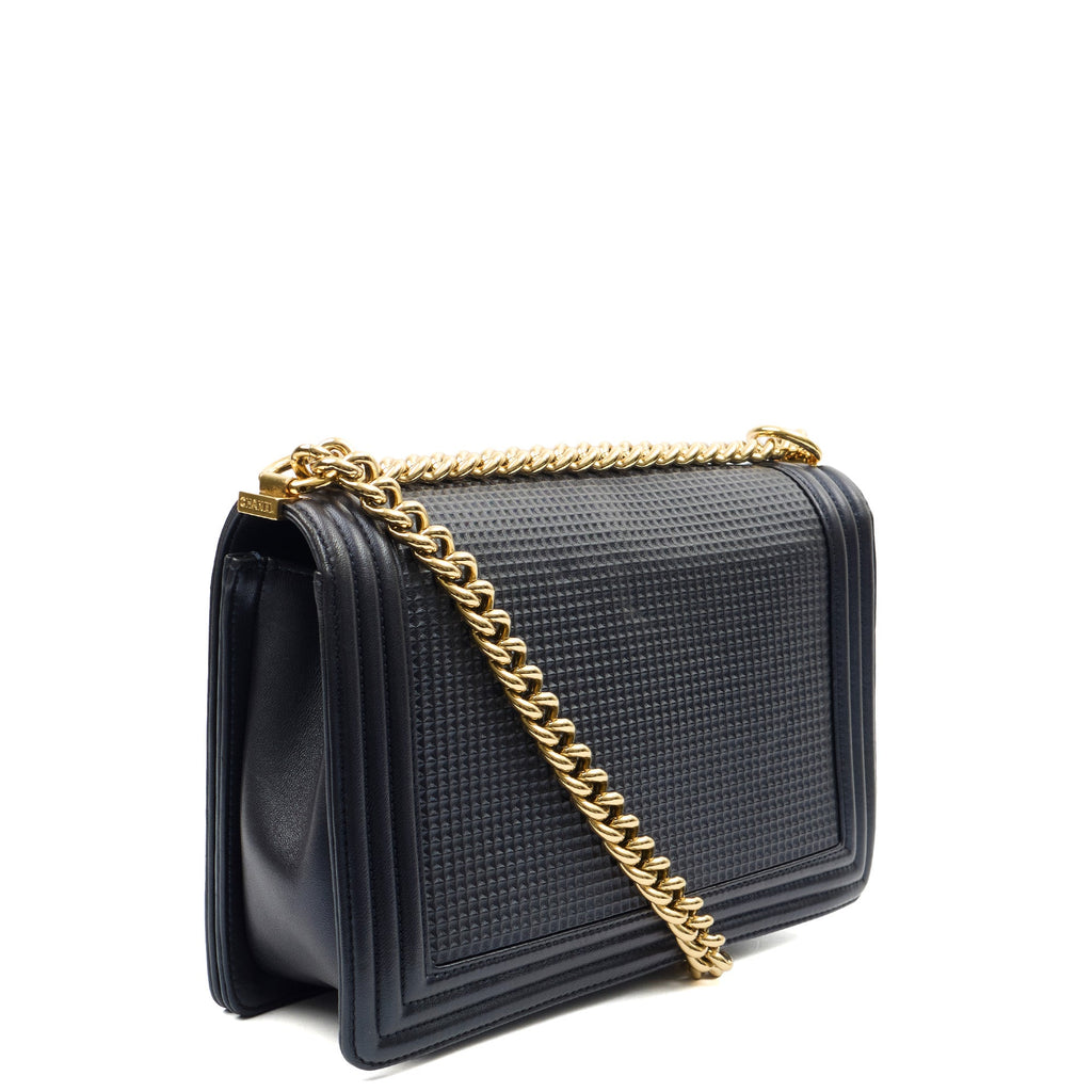Chanel Shoulder Bag Boy - New Medium in Blue, Leather