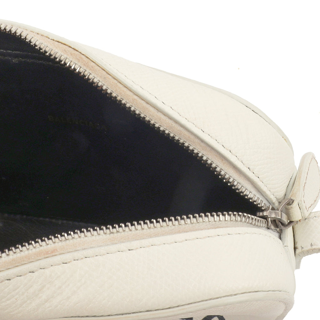 Balenciaga Cross Body Ville XS Camera Bag in White, Veau (Calfskin)