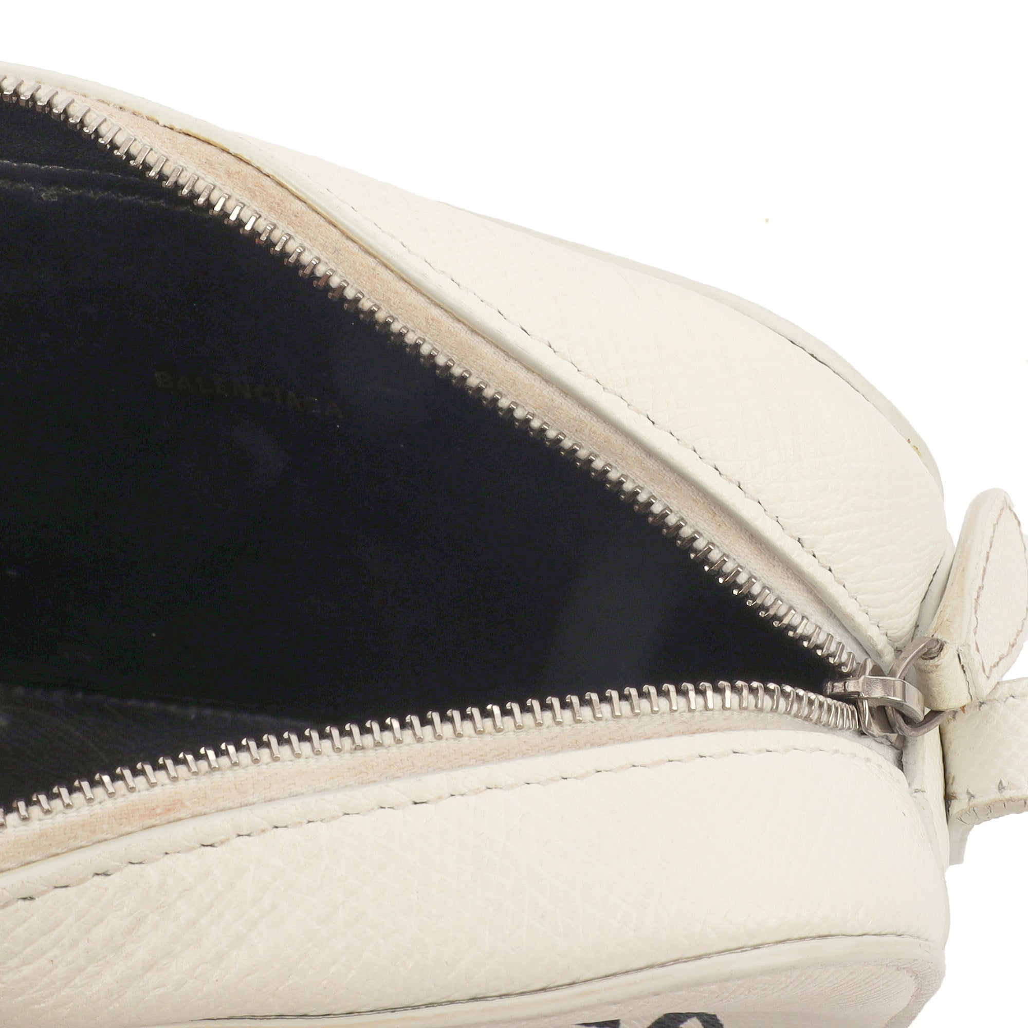 Balenciaga Cross Body Ville XS Camera Bag in White, Veau (Calfskin)