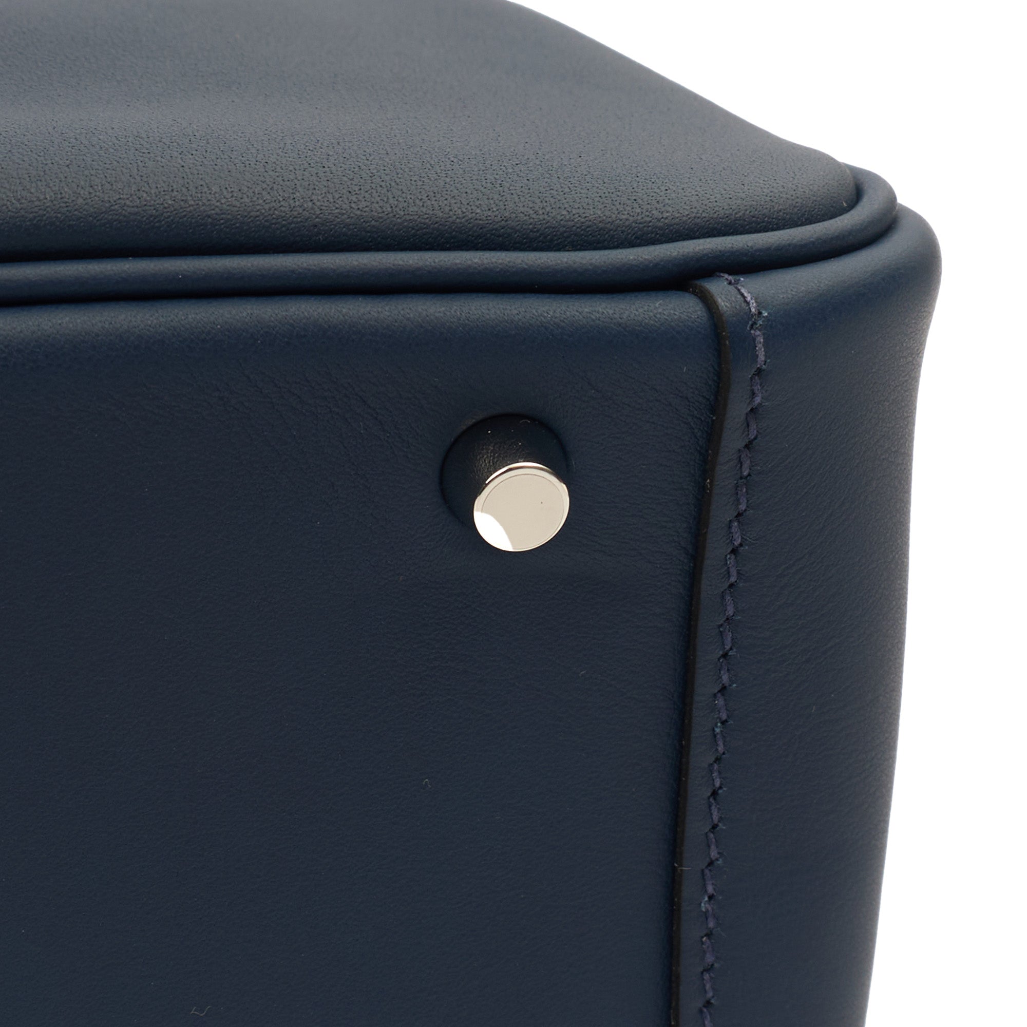 Hermes Cross Body Lindy - Mini in Bleu Encre, Swift (Gulli35) Leather