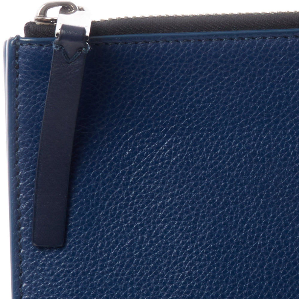 Burberry Clutch Clutch in Blue, Leather