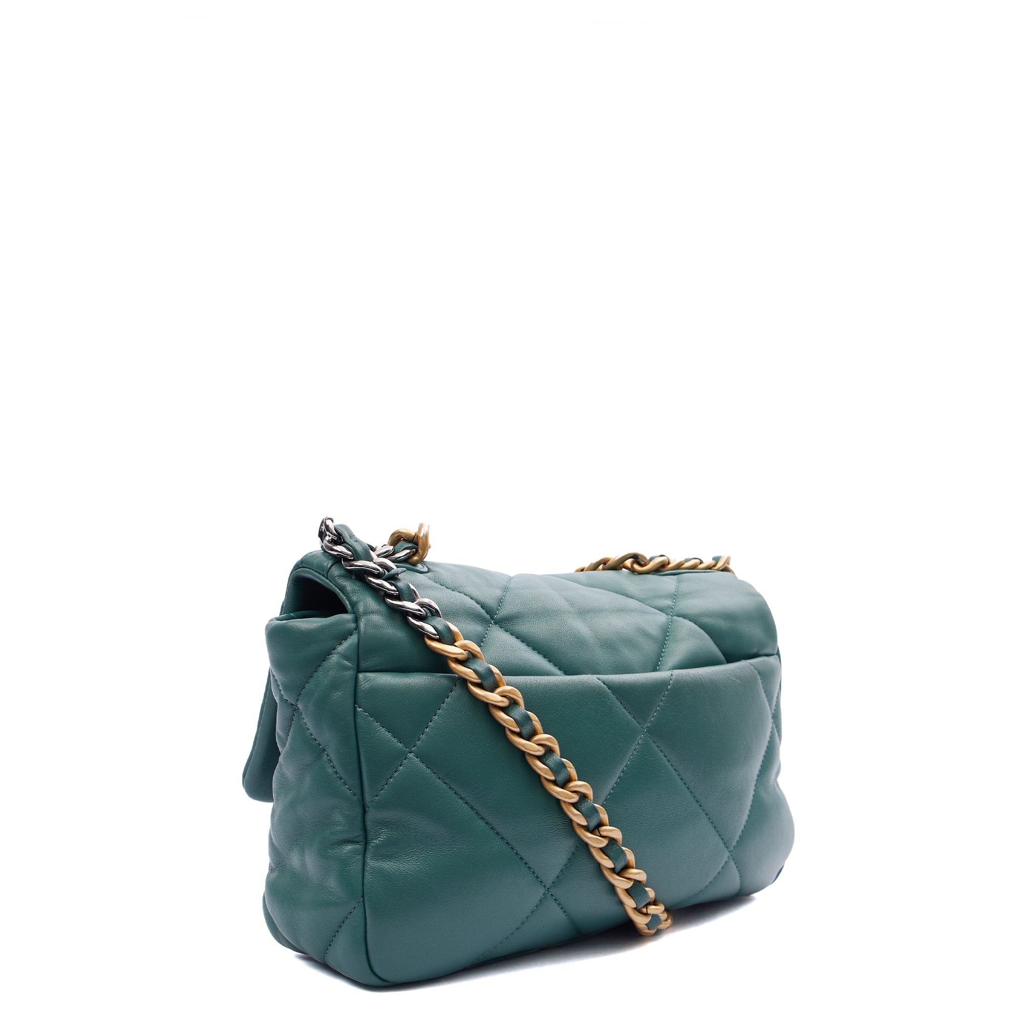 Chanel Cross Body Chanel 19 in Green, Calfskin Leather