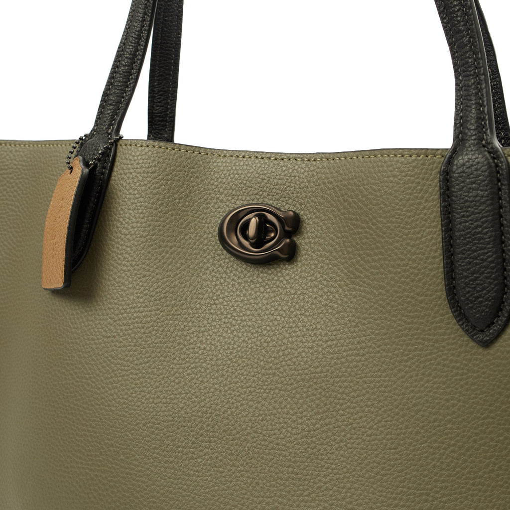 Coach Tote Willow Tote in Green, Leather