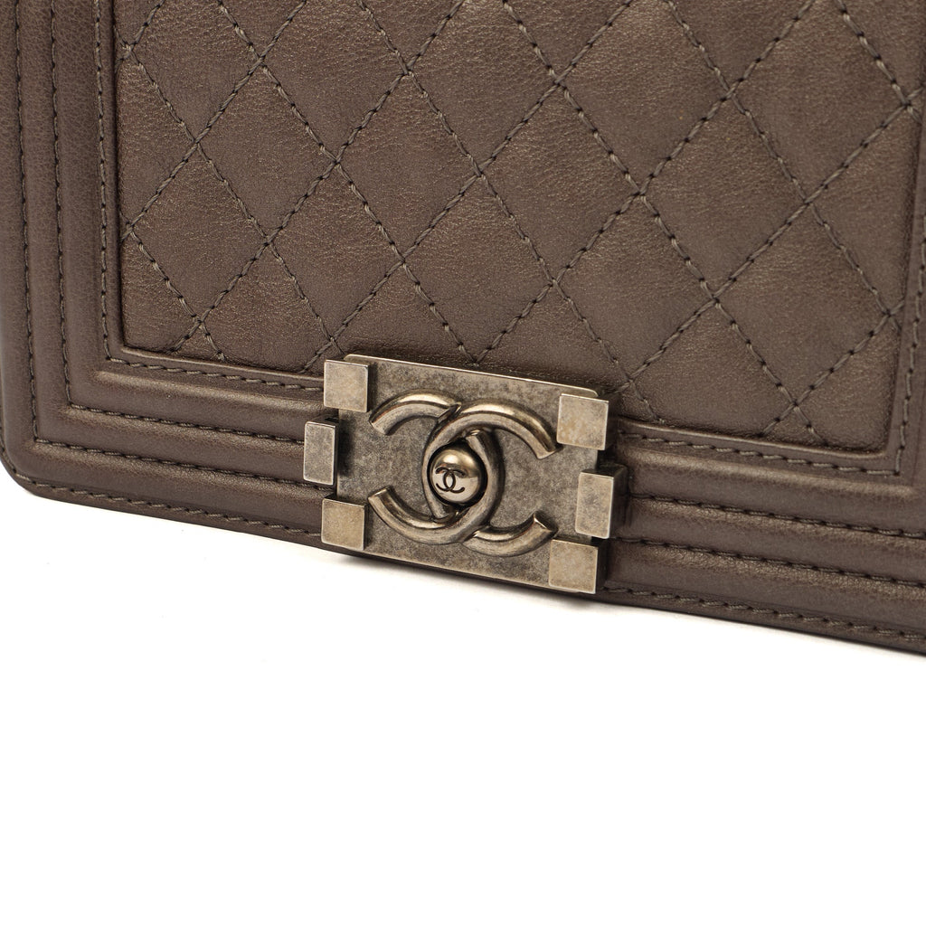 Chanel Shoulder Bag Boy - Mini in Metallic, Calfskin Leather