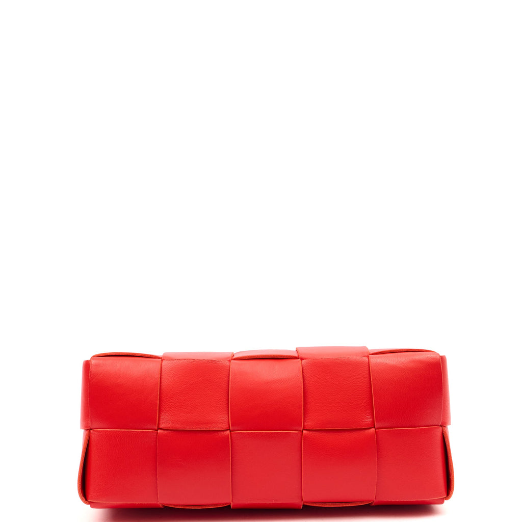 Bottega Veneta Shoulder Bag Brick in Red, Intrecciato Nappa