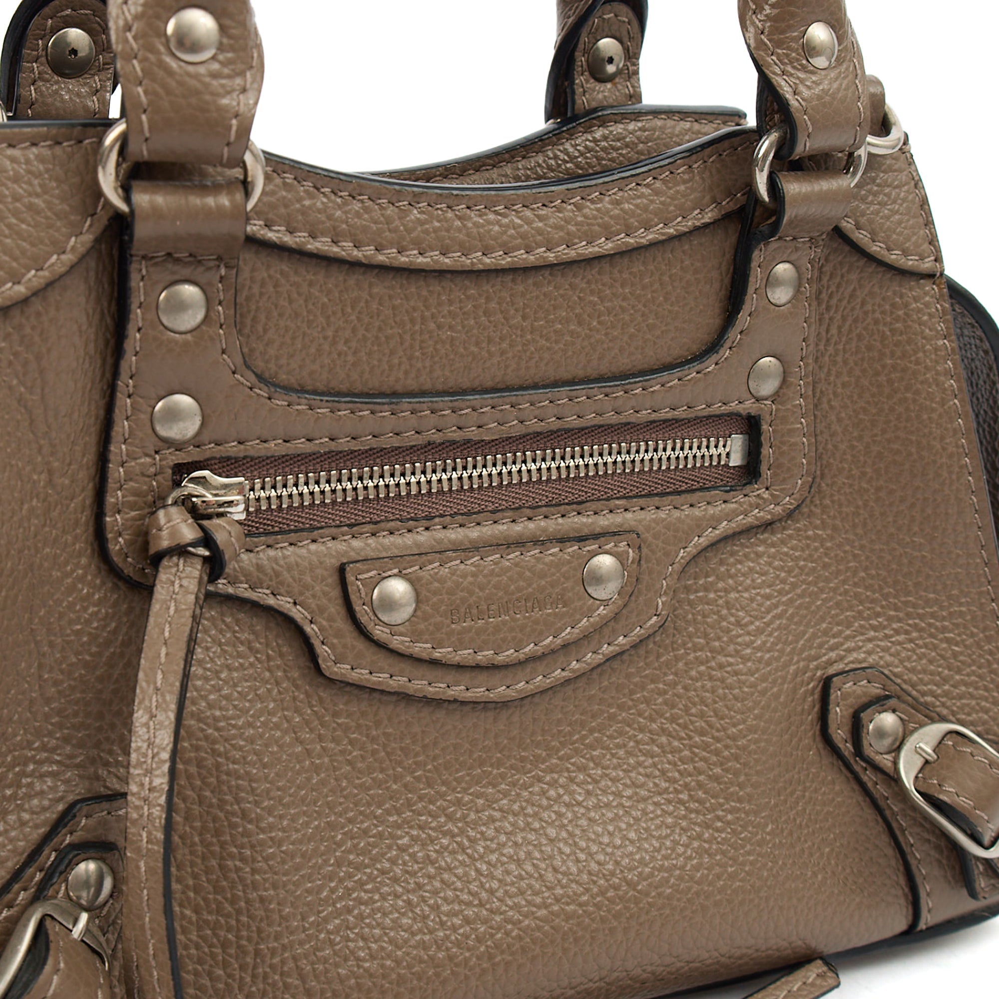 Balenciaga Mini Bag Neo Classic Mini in Brown, Veau (Calfskin)