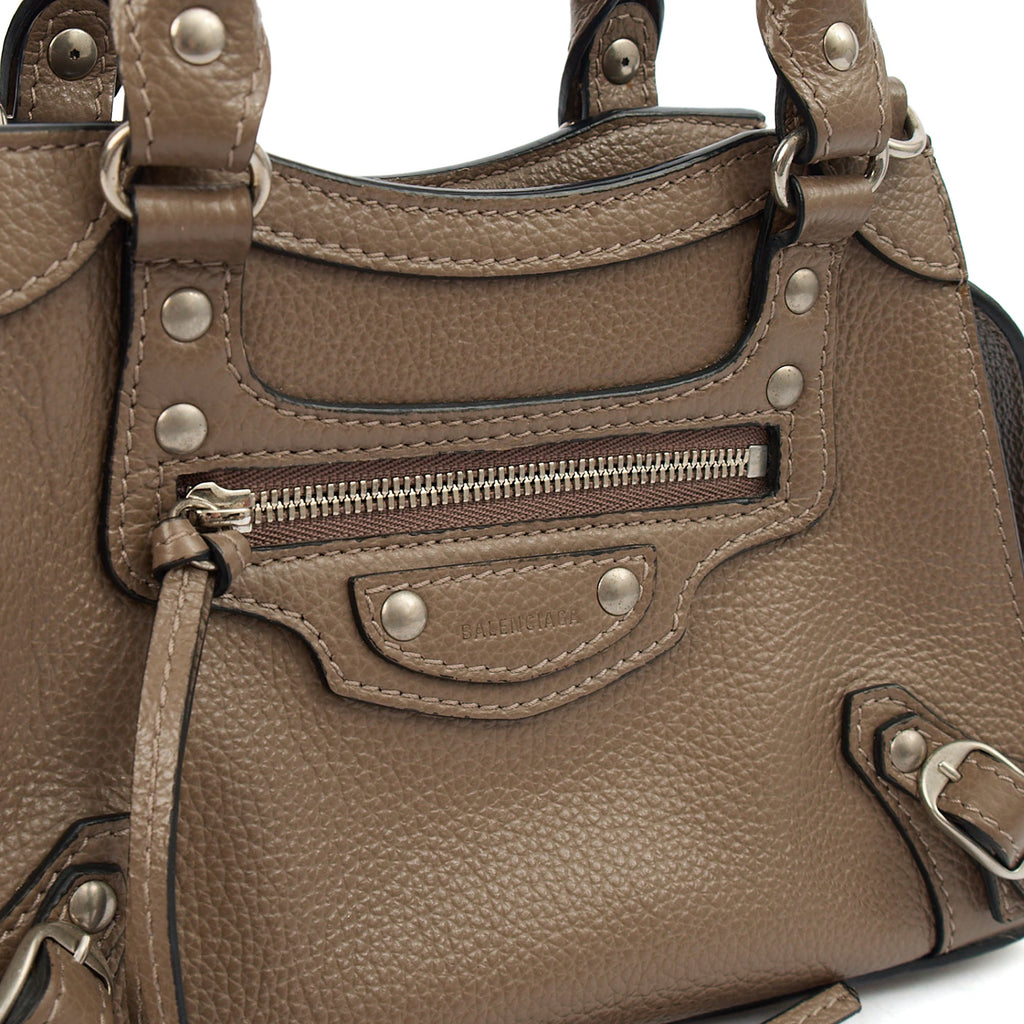 Balenciaga Mini Bag Neo Classic Mini in Brown, Veau (Calfskin)