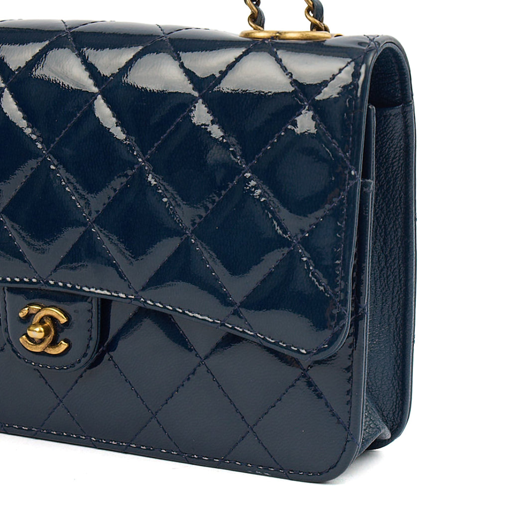 Chanel Cross Body Wallet on Chain in Blue, Patent Leather
