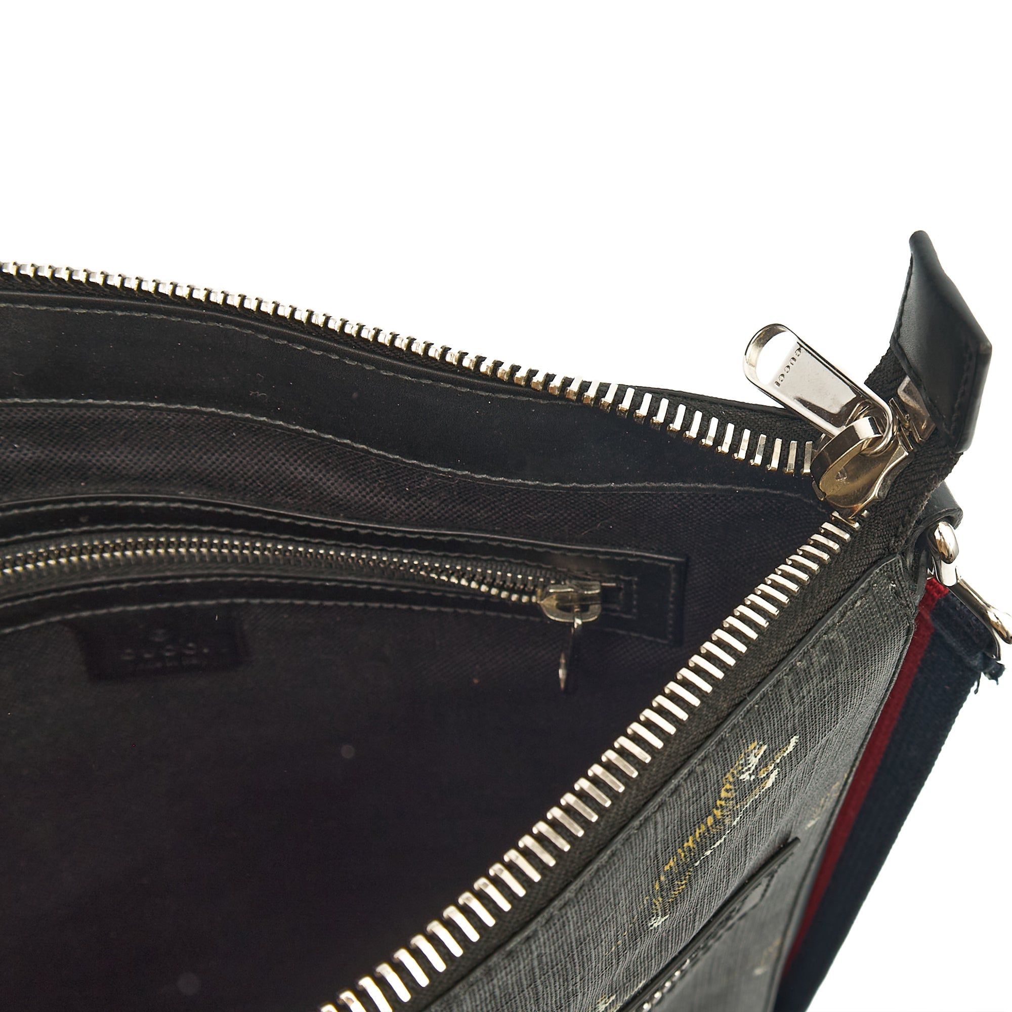 Gucci Cross Body Messenger in Night Courrier GG Supreme, Leather