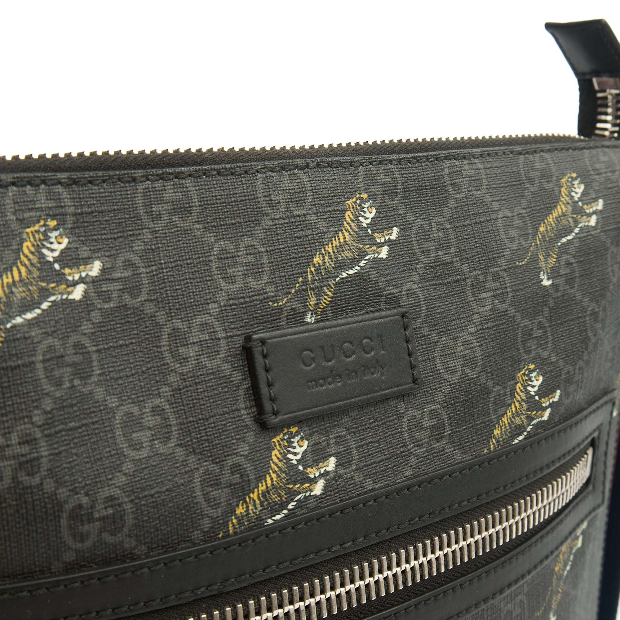 Gucci Cross Body Messenger in Night Courrier GG Supreme, Leather