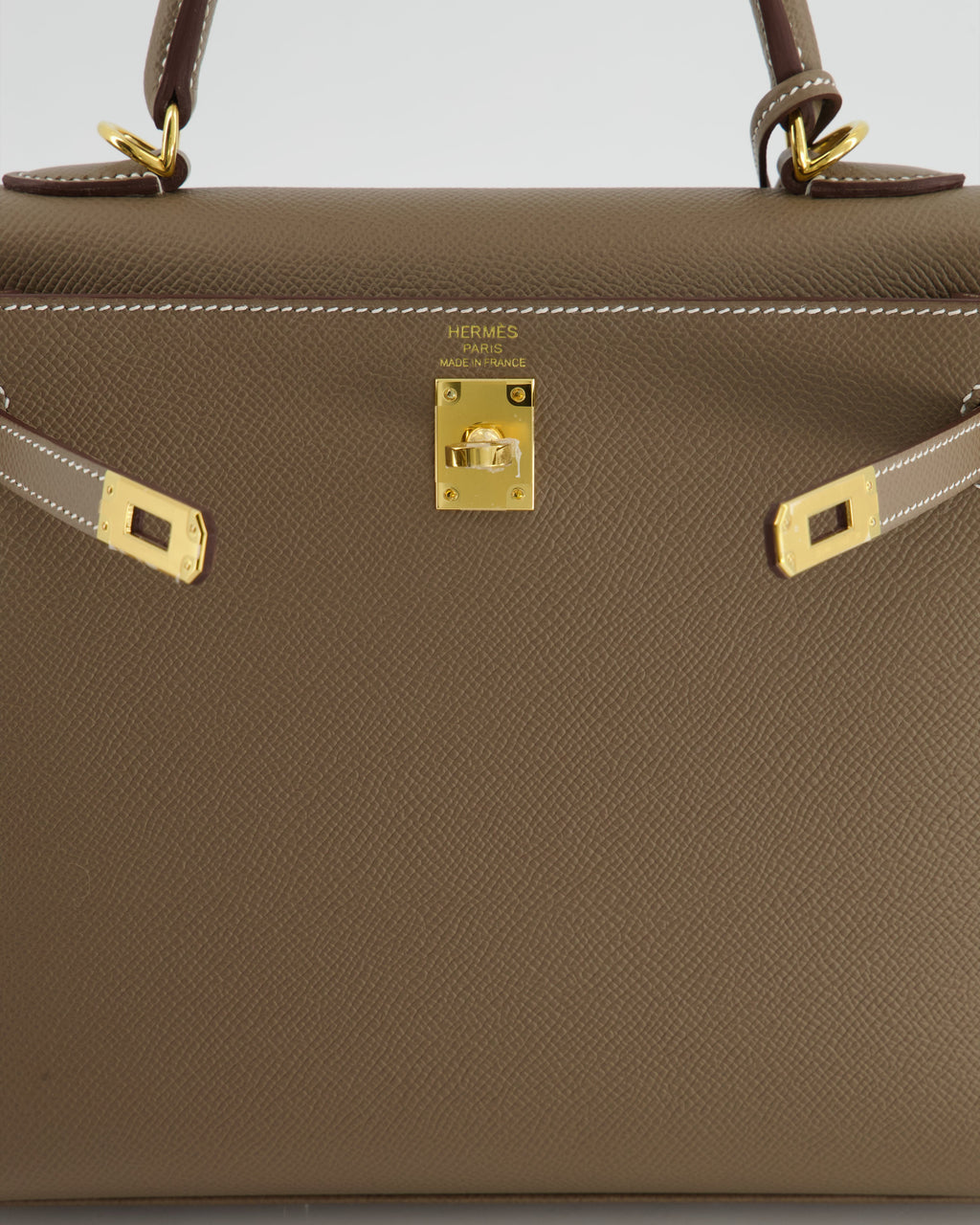 *HOLY GRAIL* Hermès Kelly 25 Sellier Bag in Etoupe Epsom Leather and Gold Hardware