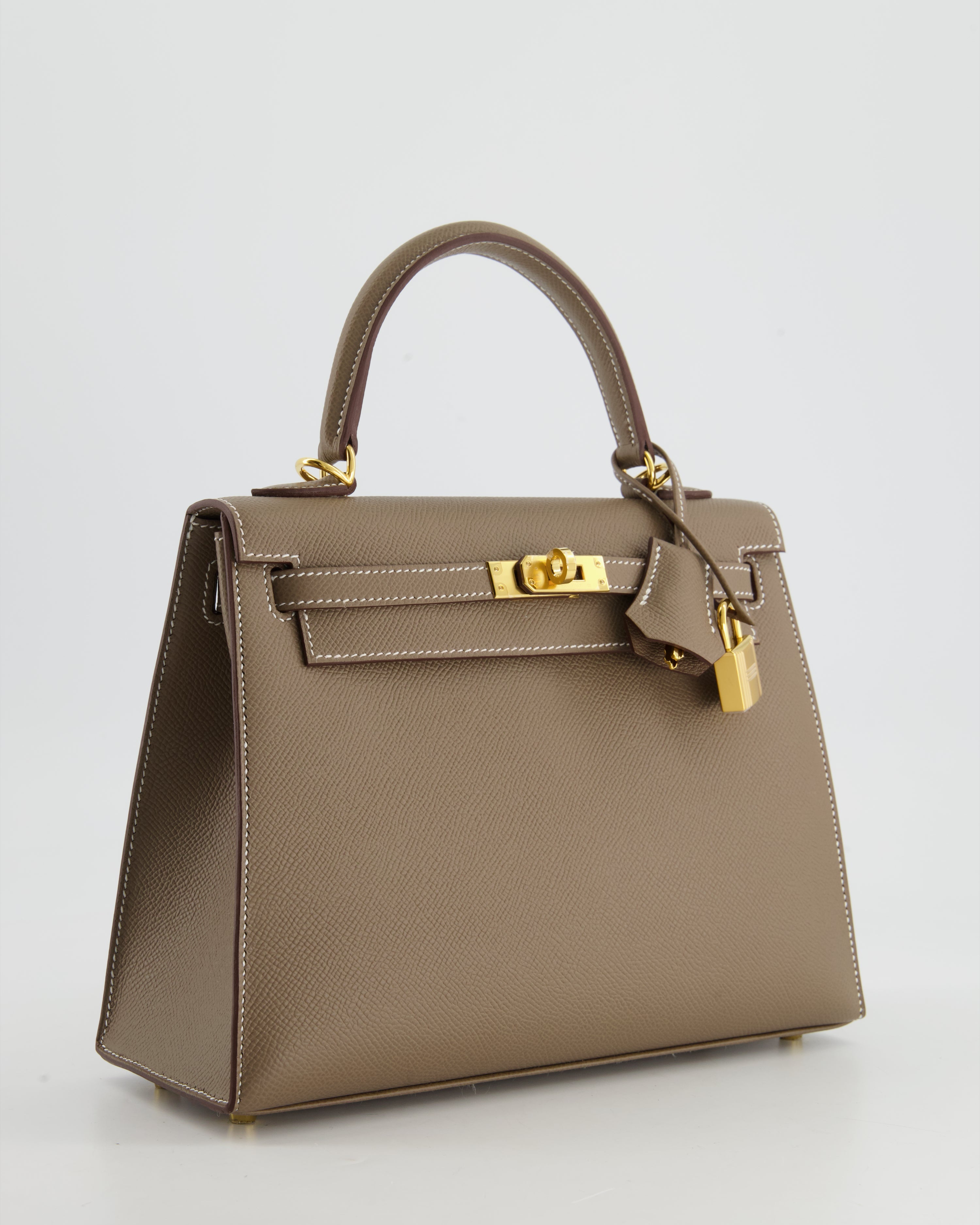 *HOLY GRAIL* Hermès Kelly 25 Sellier Bag in Etoupe Epsom Leather and Gold Hardware