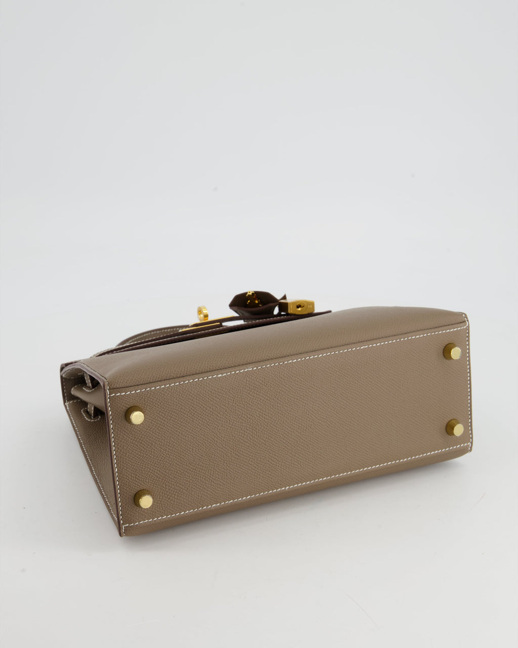 *HOLY GRAIL* Hermès Kelly 25 Sellier Bag in Etoupe Epsom Leather and Gold Hardware