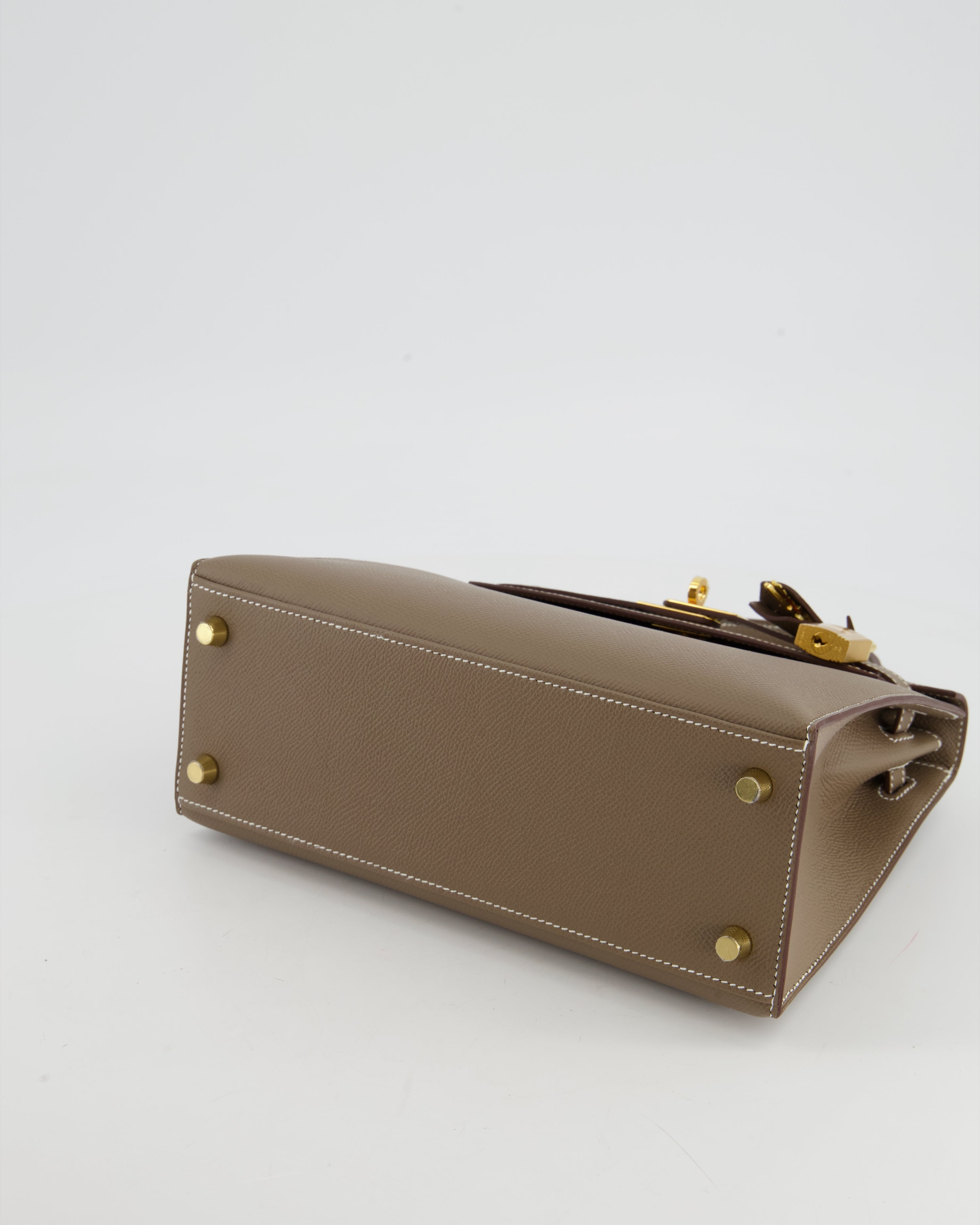 *HOLY GRAIL* Hermès Kelly 25 Sellier Bag in Etoupe Epsom Leather and Gold Hardware