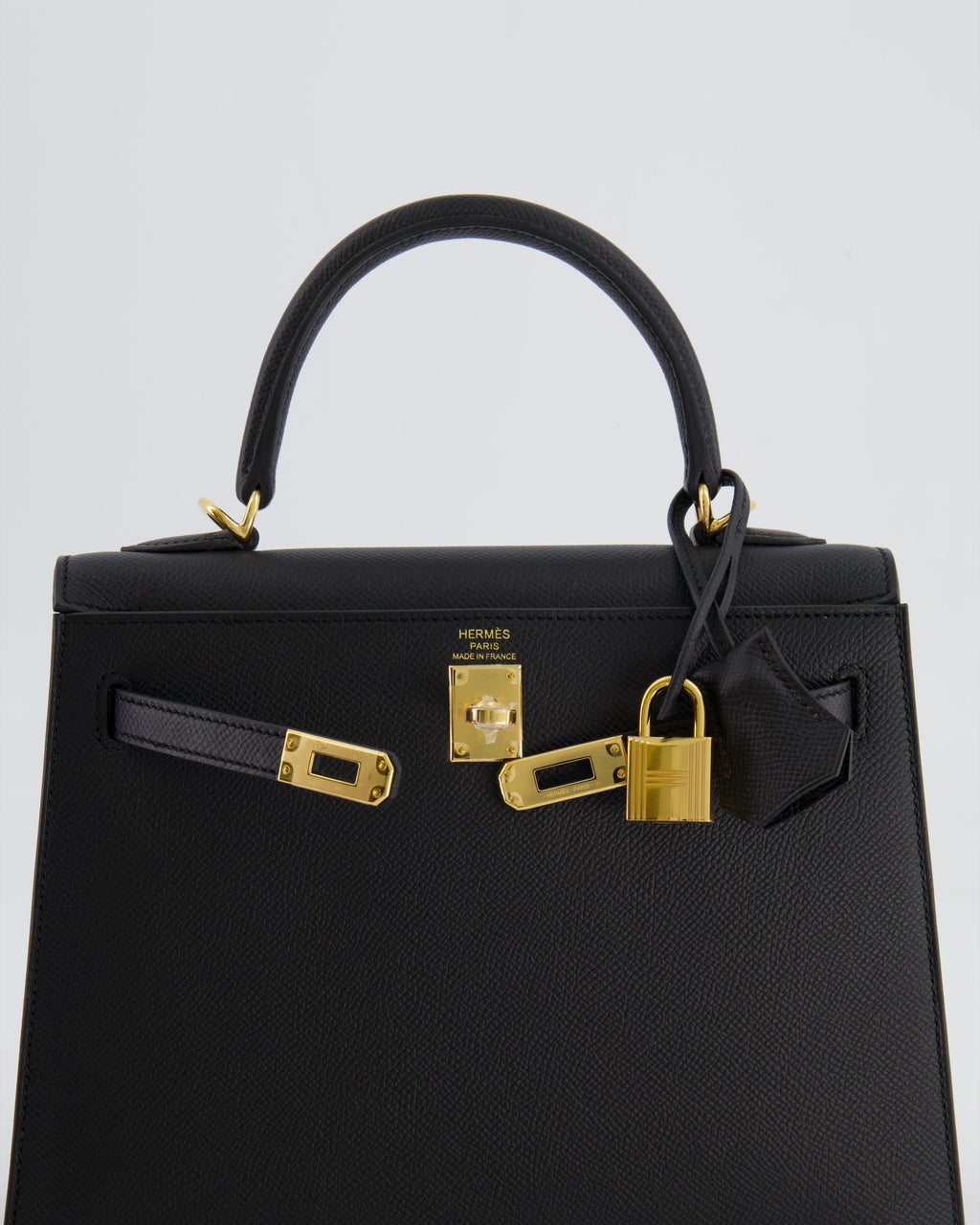 *HOLY GRAIL* Hermès Kelly 25 Sellier Bag in Noir Epsom Leather with Gold Hardware