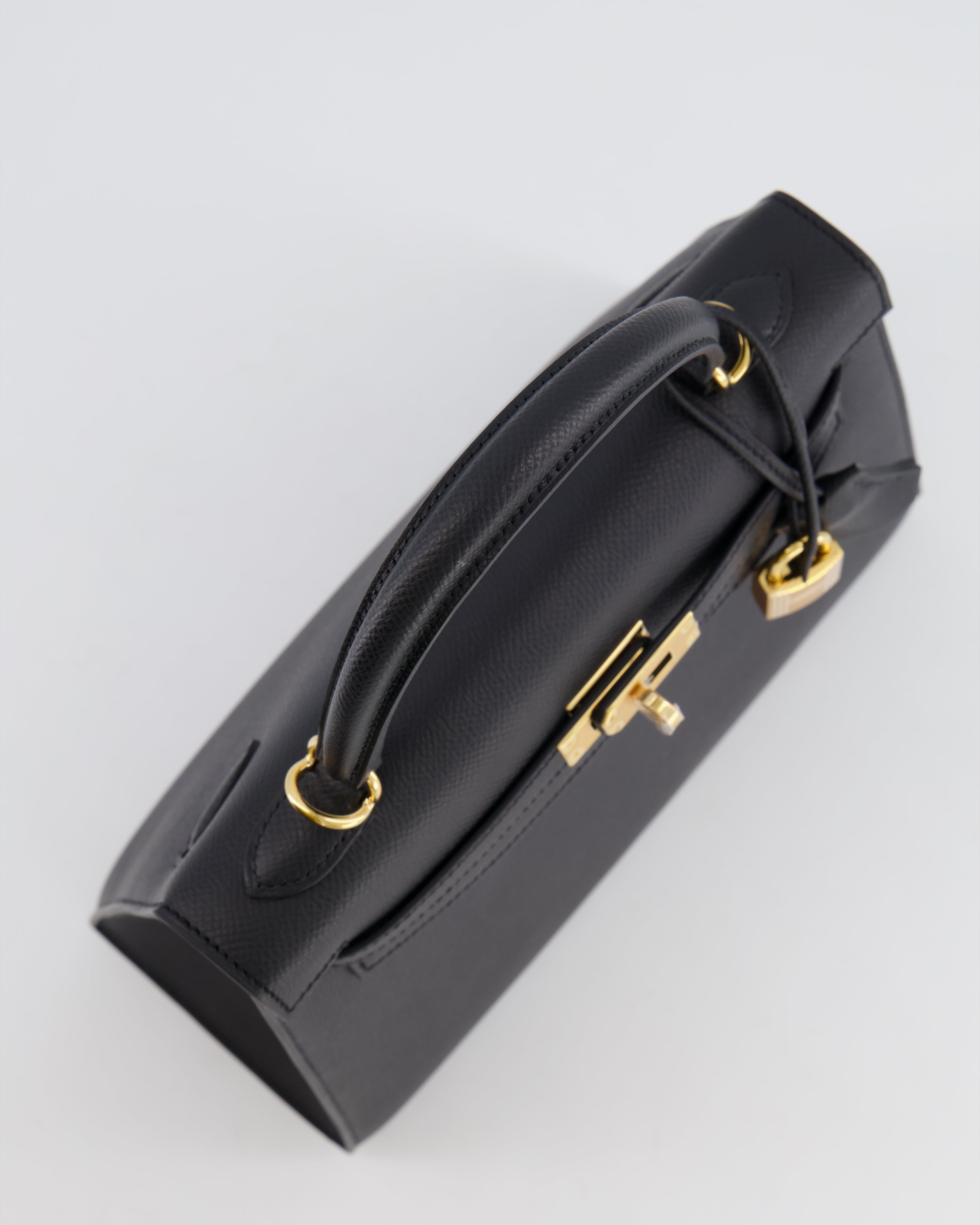 *HOLY GRAIL* Hermès Kelly 25 Sellier Bag in Noir Epsom Leather with Gold Hardware