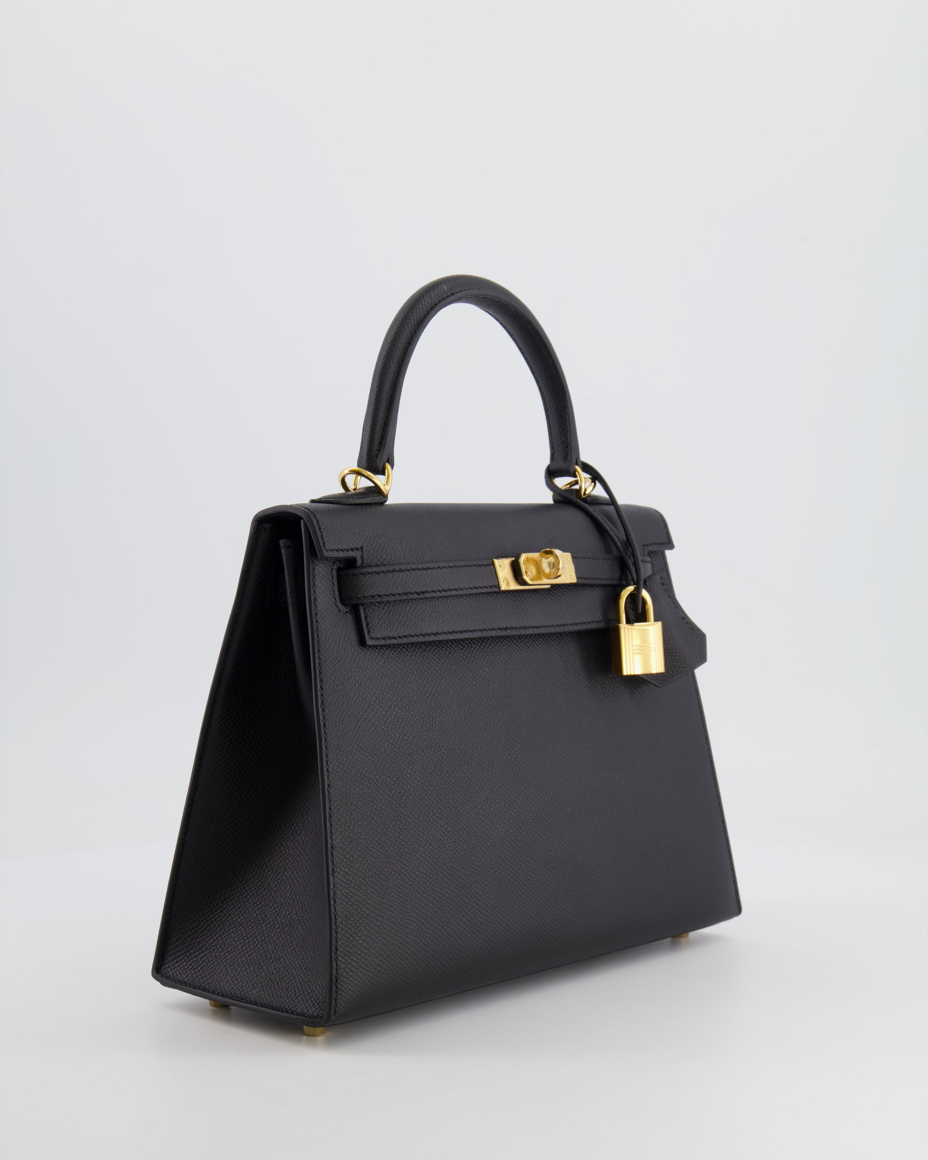 *HOLY GRAIL* Hermès Kelly 25 Sellier Bag in Noir Epsom Leather with Gold Hardware