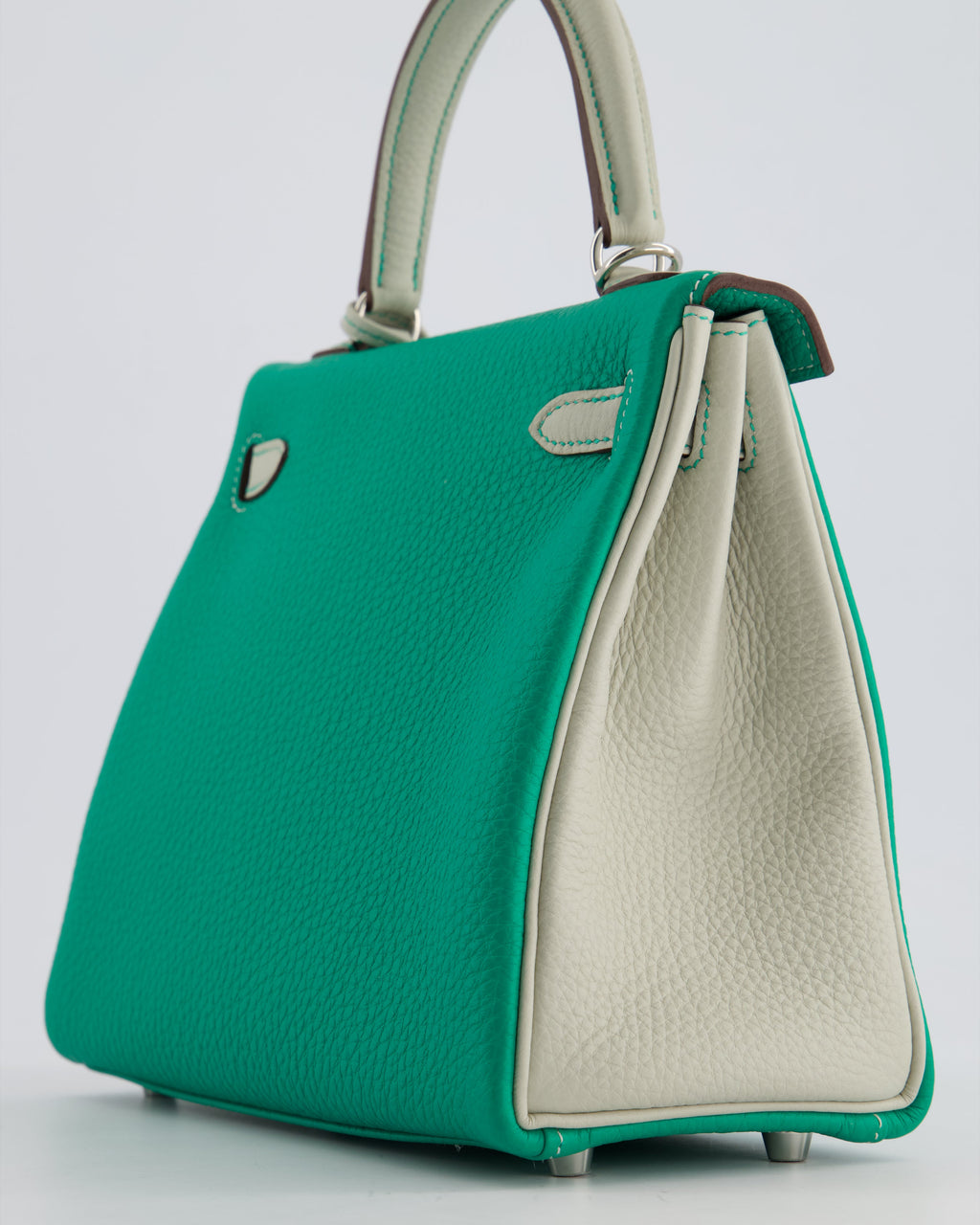 *SUPER RARE* Hermès HSS Kelly 25 Retourne Bag in Vert Vertigo & Gris Perle Togo Leather with Palladium Hardware & Contrast Stitching
