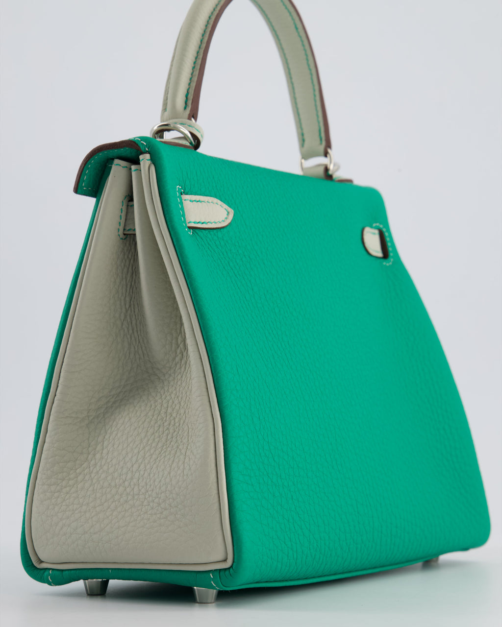 *SUPER RARE* Hermès HSS Kelly 25 Retourne Bag in Vert Vertigo & Gris Perle Togo Leather with Palladium Hardware & Contrast Stitching