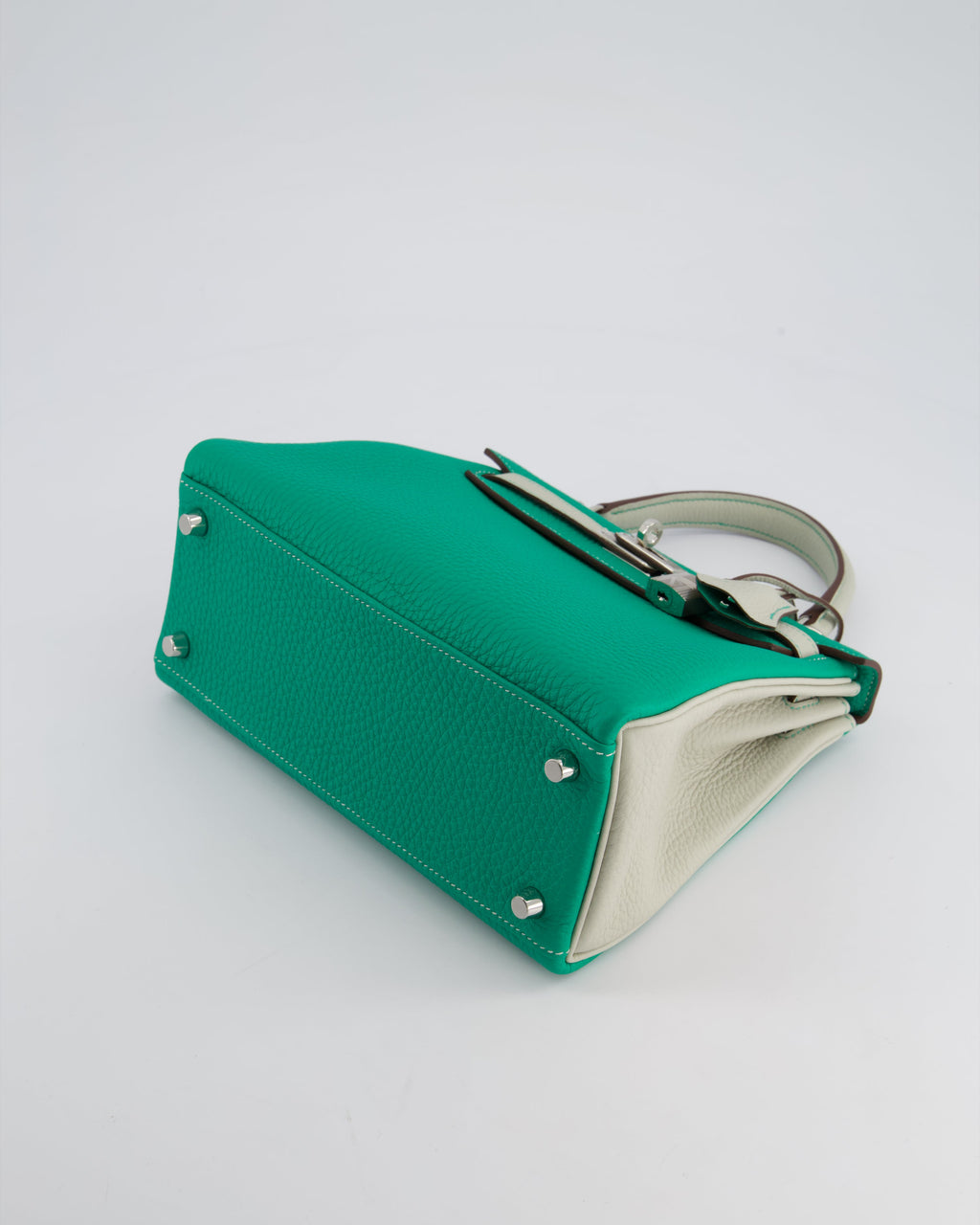 *SUPER RARE* Hermès HSS Kelly 25 Retourne Bag in Vert Vertigo & Gris Perle Togo Leather with Palladium Hardware & Contrast Stitching
