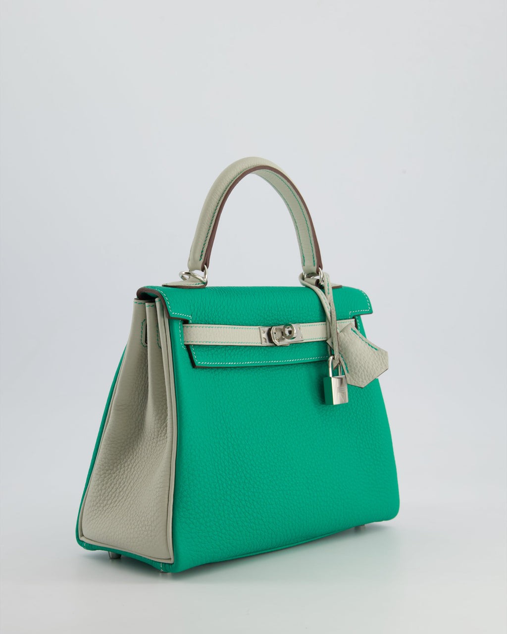 *SUPER RARE* Hermès HSS Kelly 25 Retourne Bag in Vert Vertigo & Gris Perle Togo Leather with Palladium Hardware & Contrast Stitching