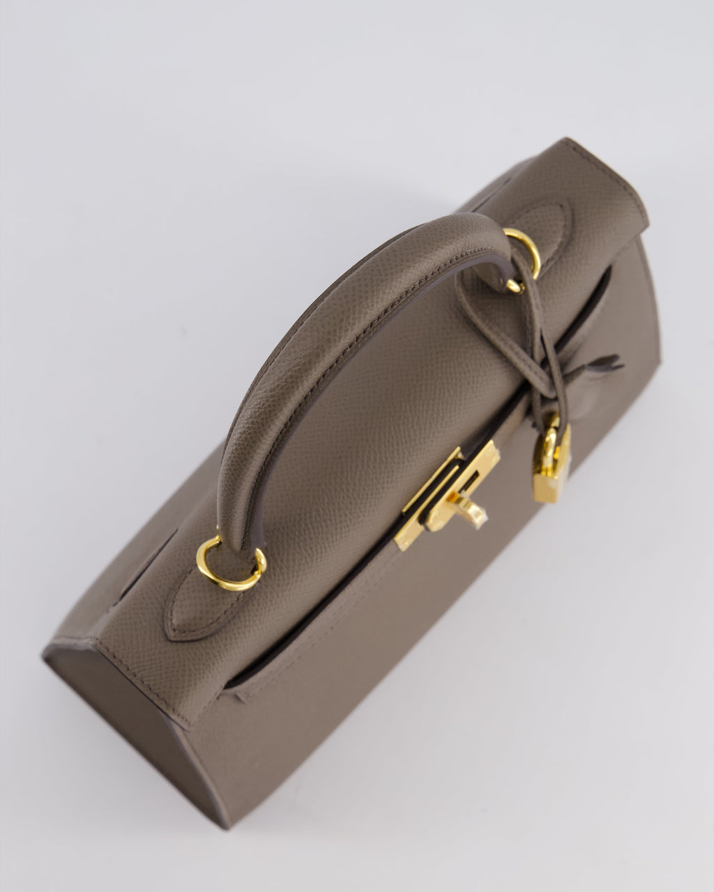 *RARE* Hermès Kelly 25 Sellier Bag in Gris Etain Epsom Leather with Gold Hardware